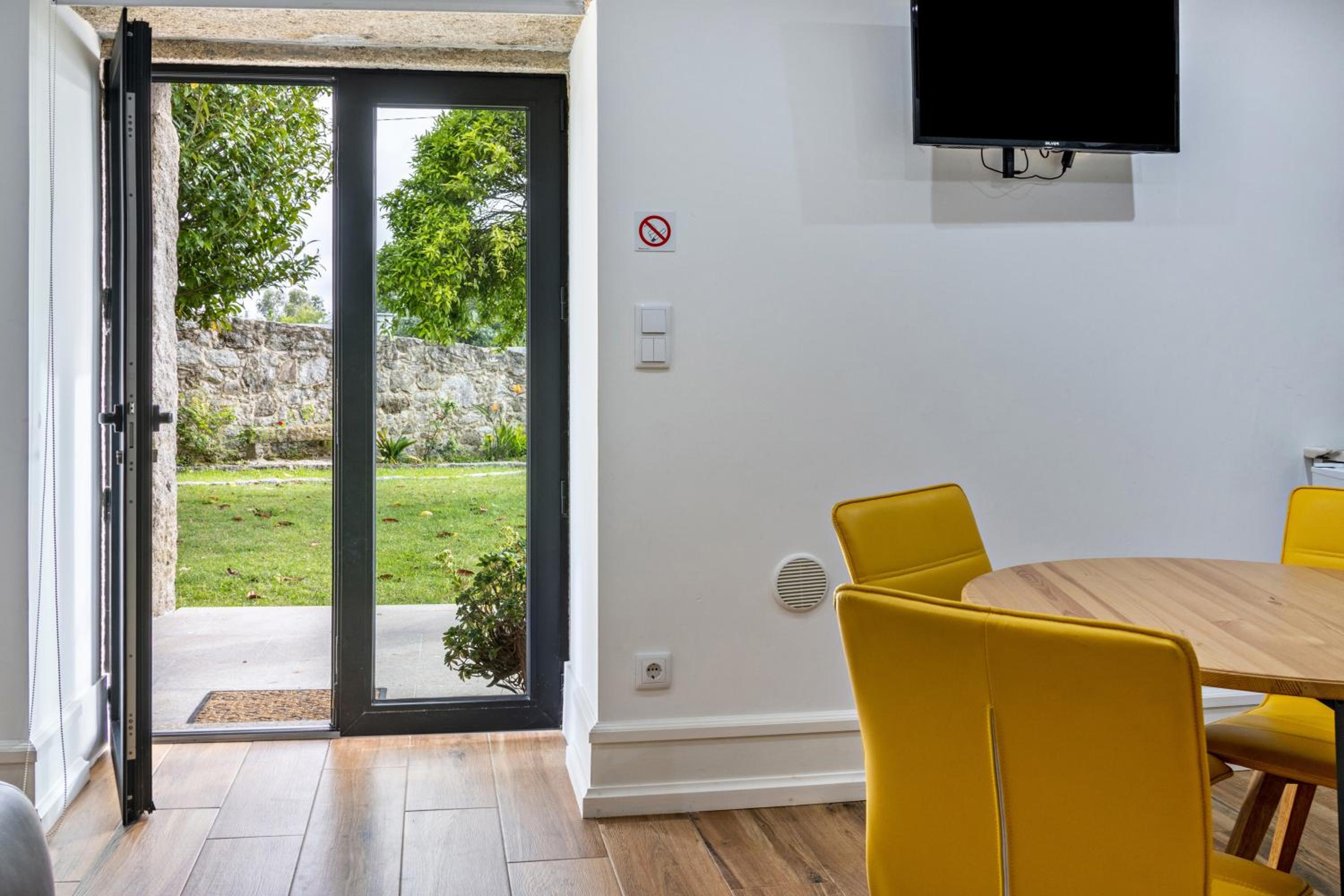 Studio with Terrace