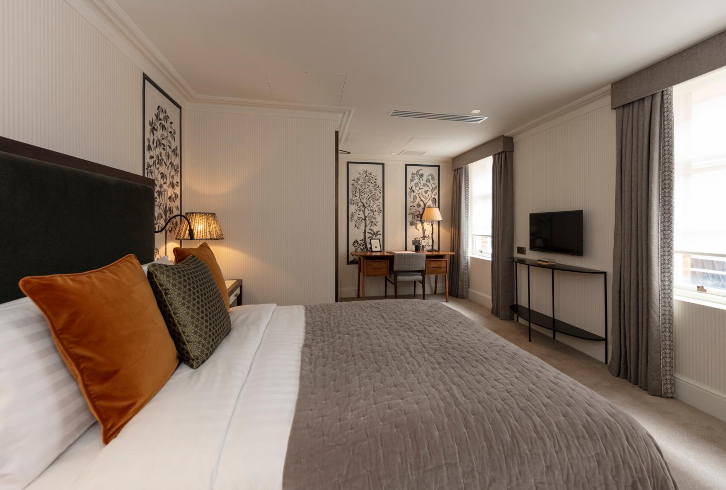 Deluxe Double Room photo 3