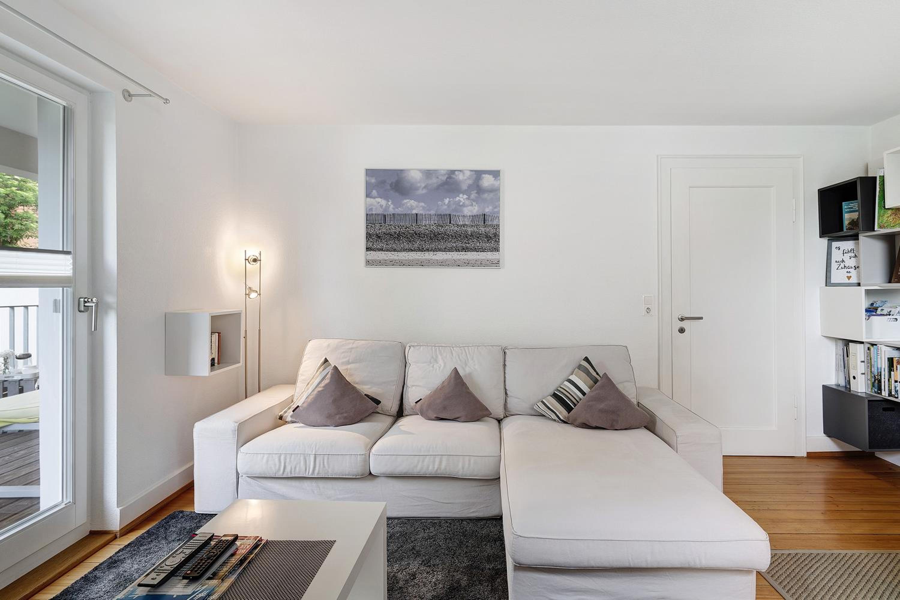 Two-Bedroom Deluxe Apartment with Garden View