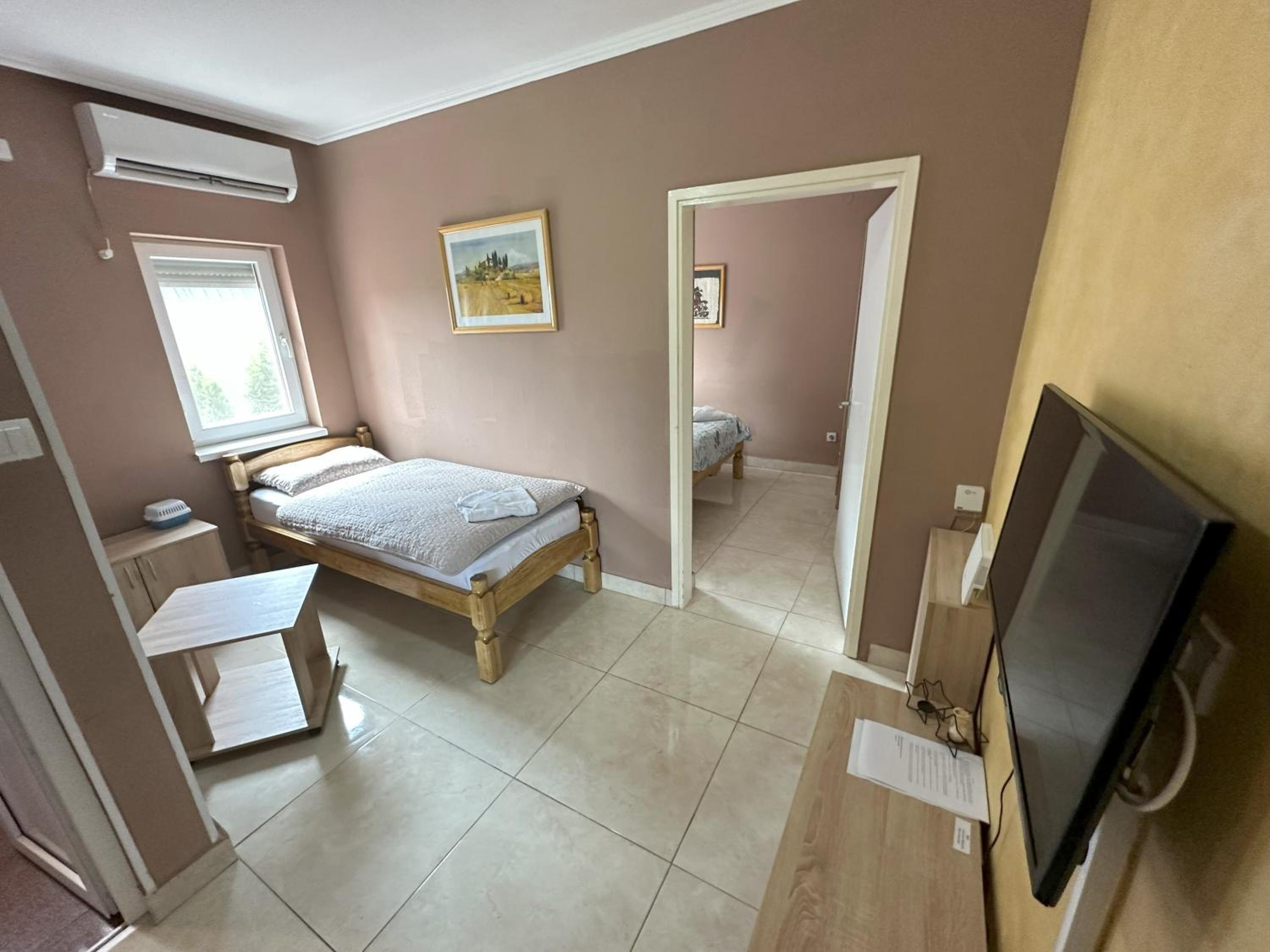Triple Room with Private Bathroom photo 1