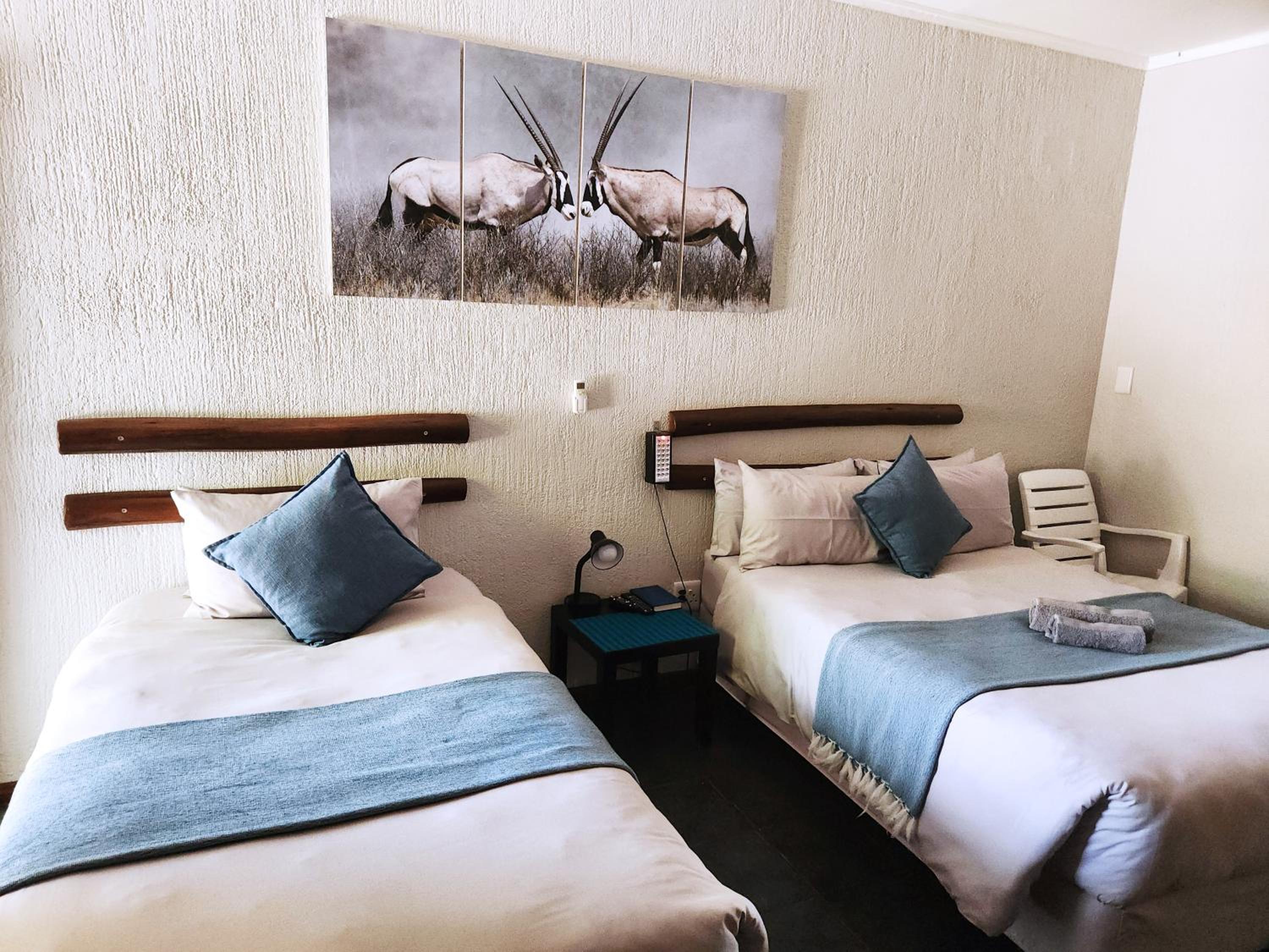 Double or Twin Room with Bathroom photo 3