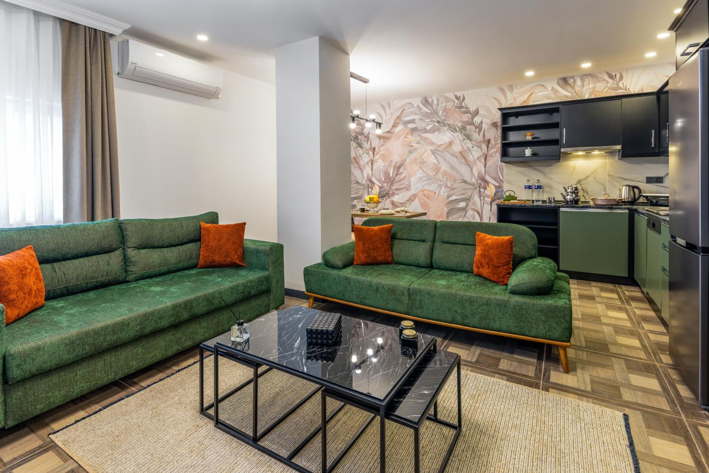 Deluxe Family Two Bedroom Apartment photo 2