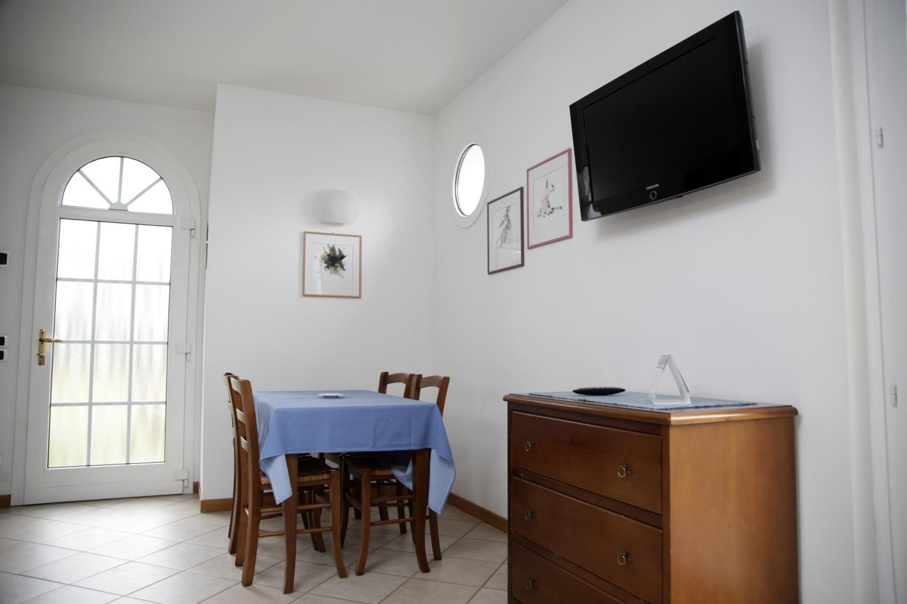 Studio (3 Adults) - Photo 5