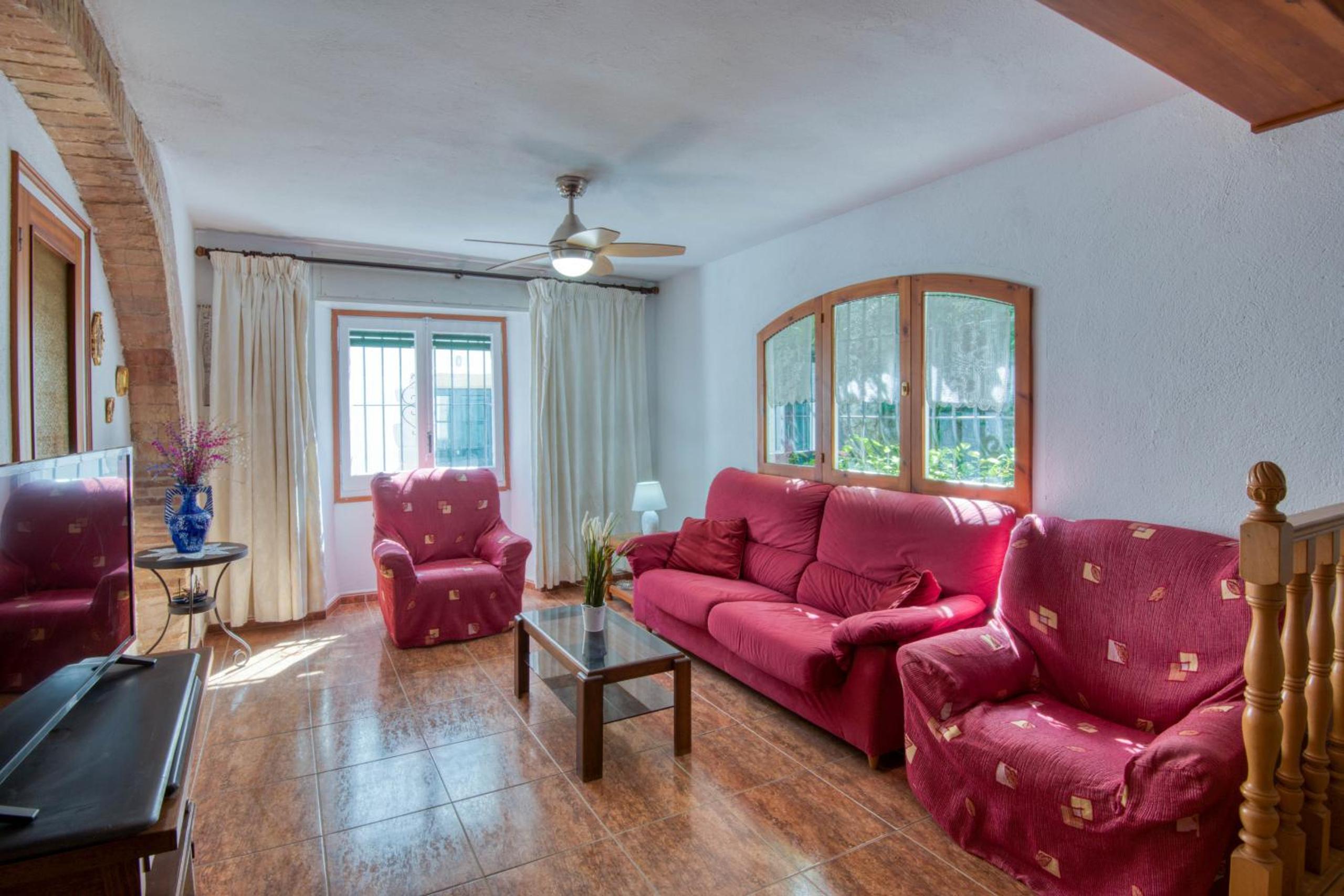 Casa de cinco habitaciones