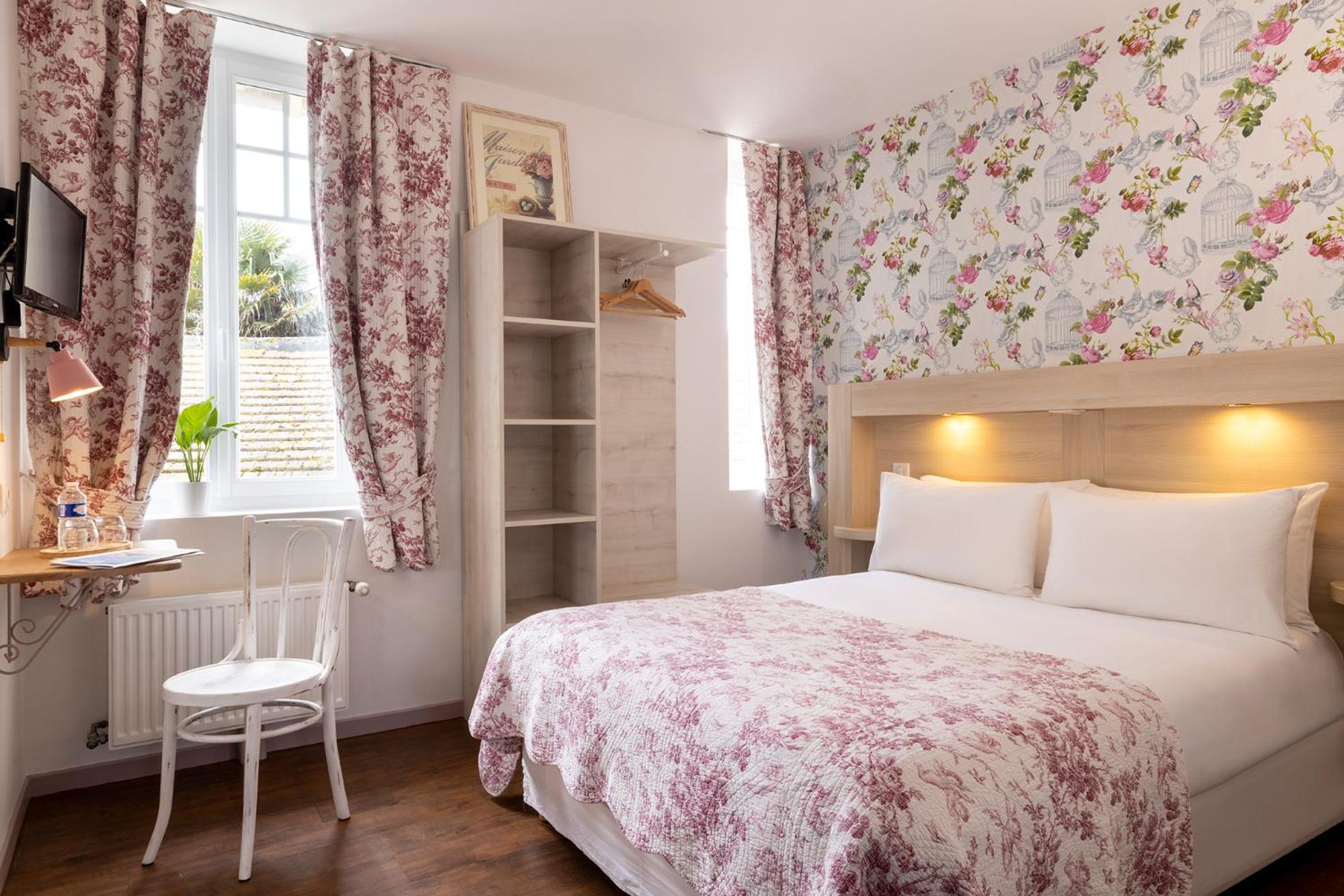Standard Double Room - Photo 5
