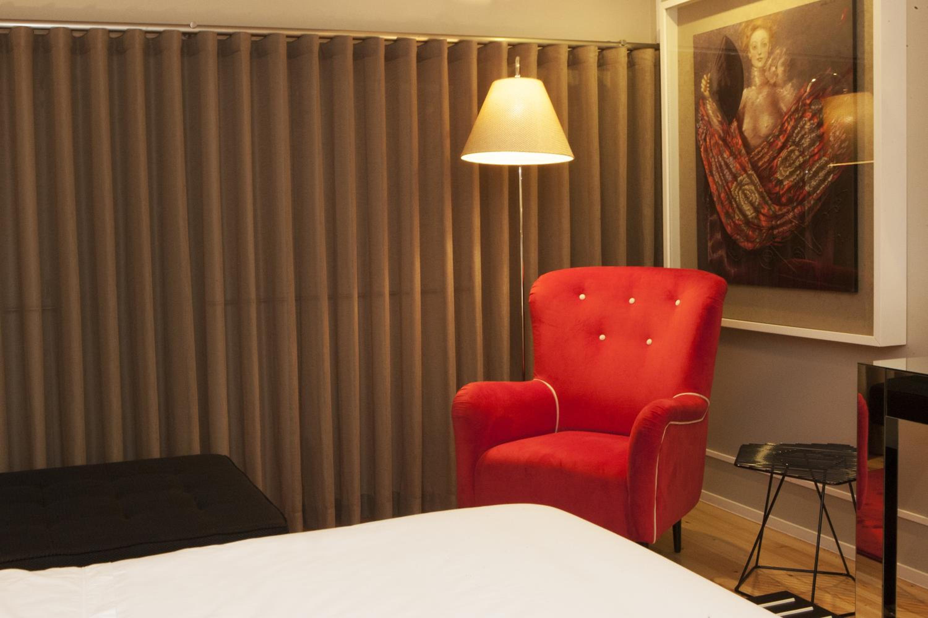 Double Room with Balcony - Photo 5