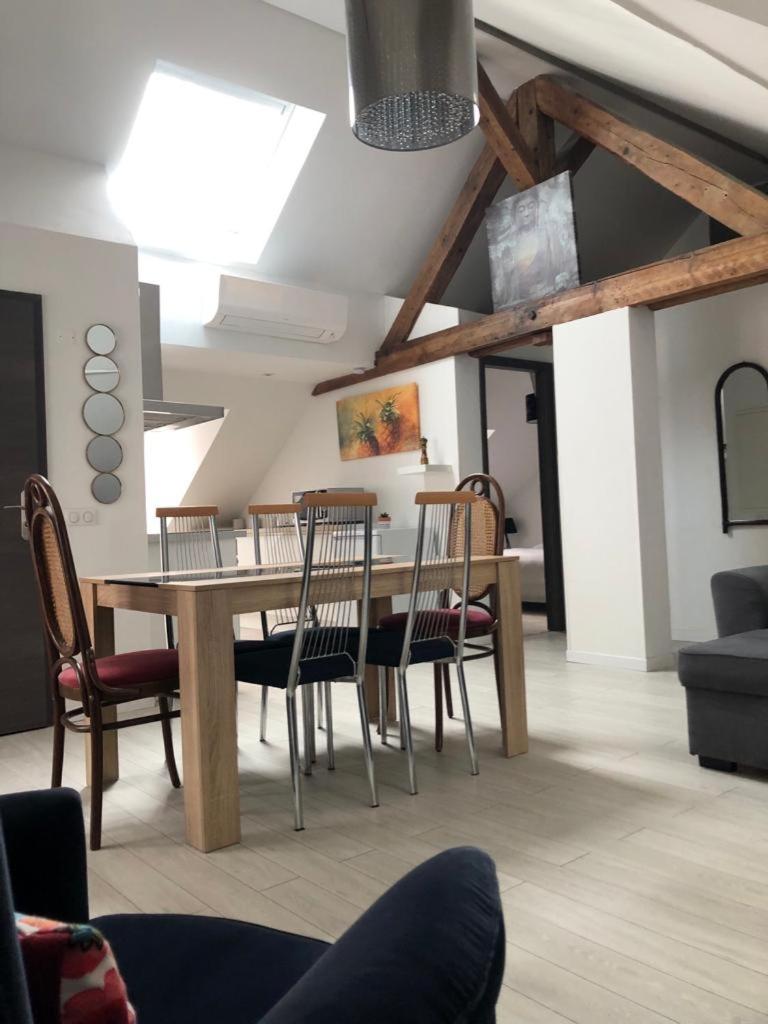 Loft - Photo 1