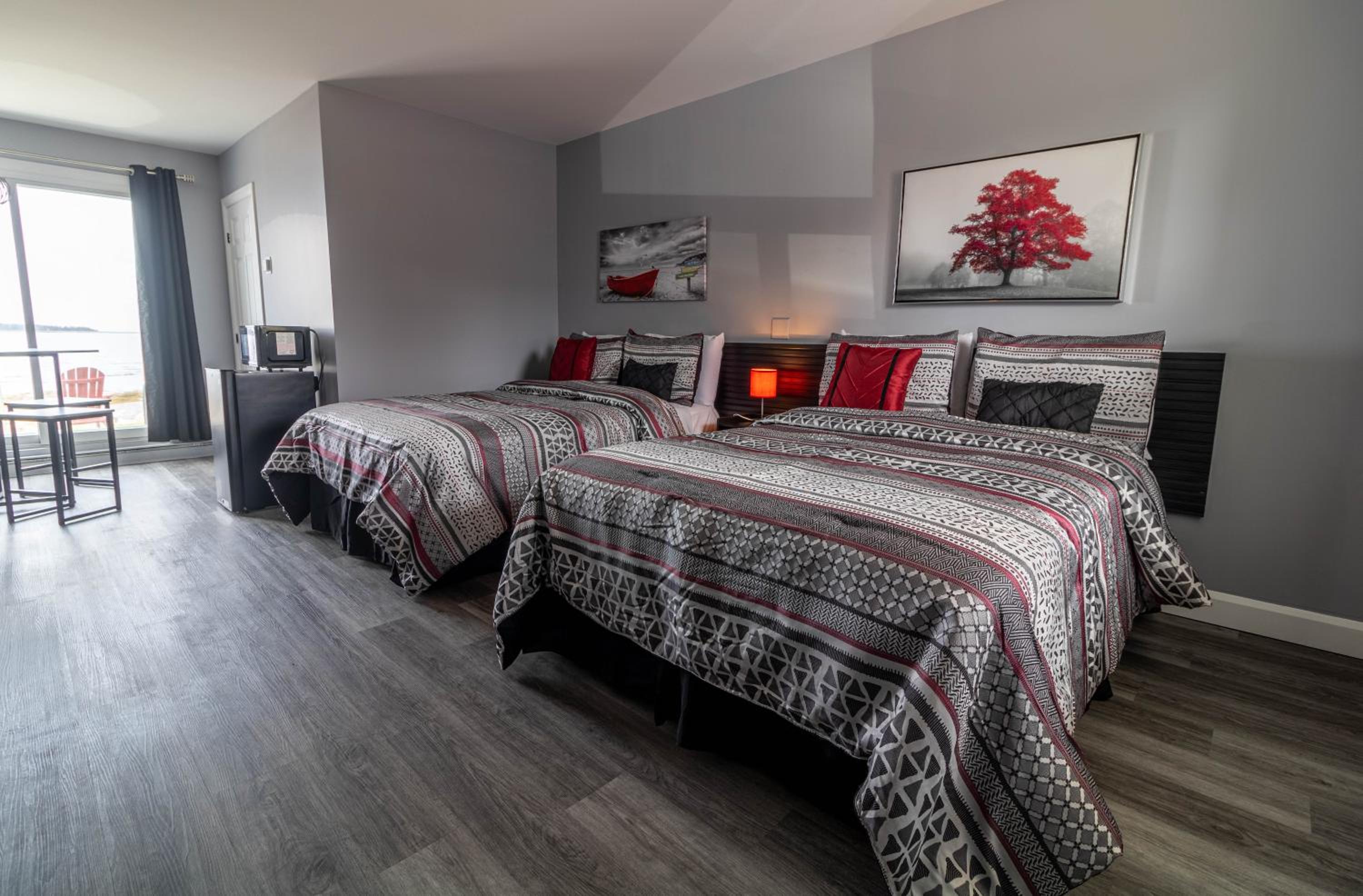 Quadruple Room - Photo 1