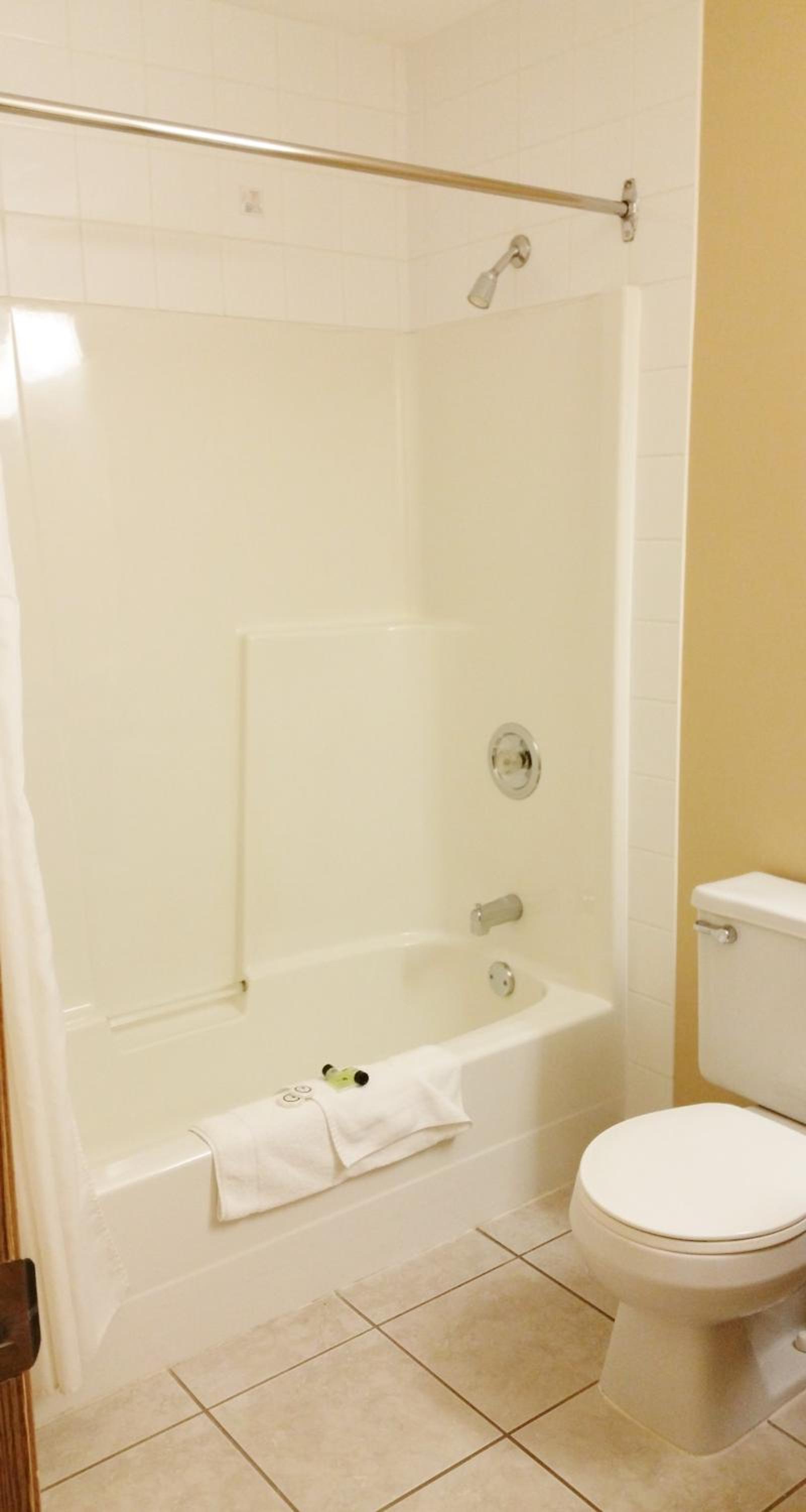 Queen Room photo 3