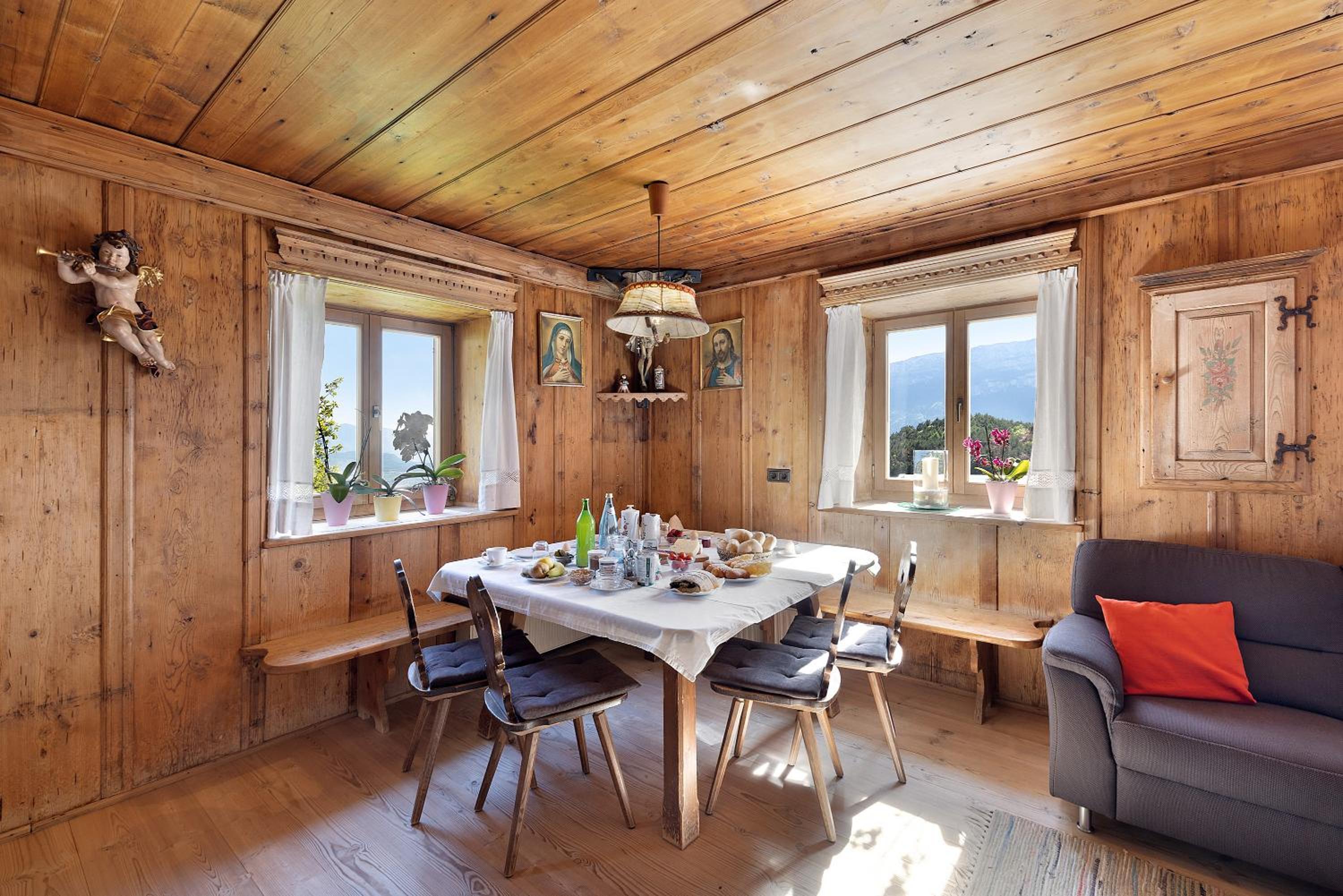 Two-Bedroom Deluxe Apartment with Garden View photo 3