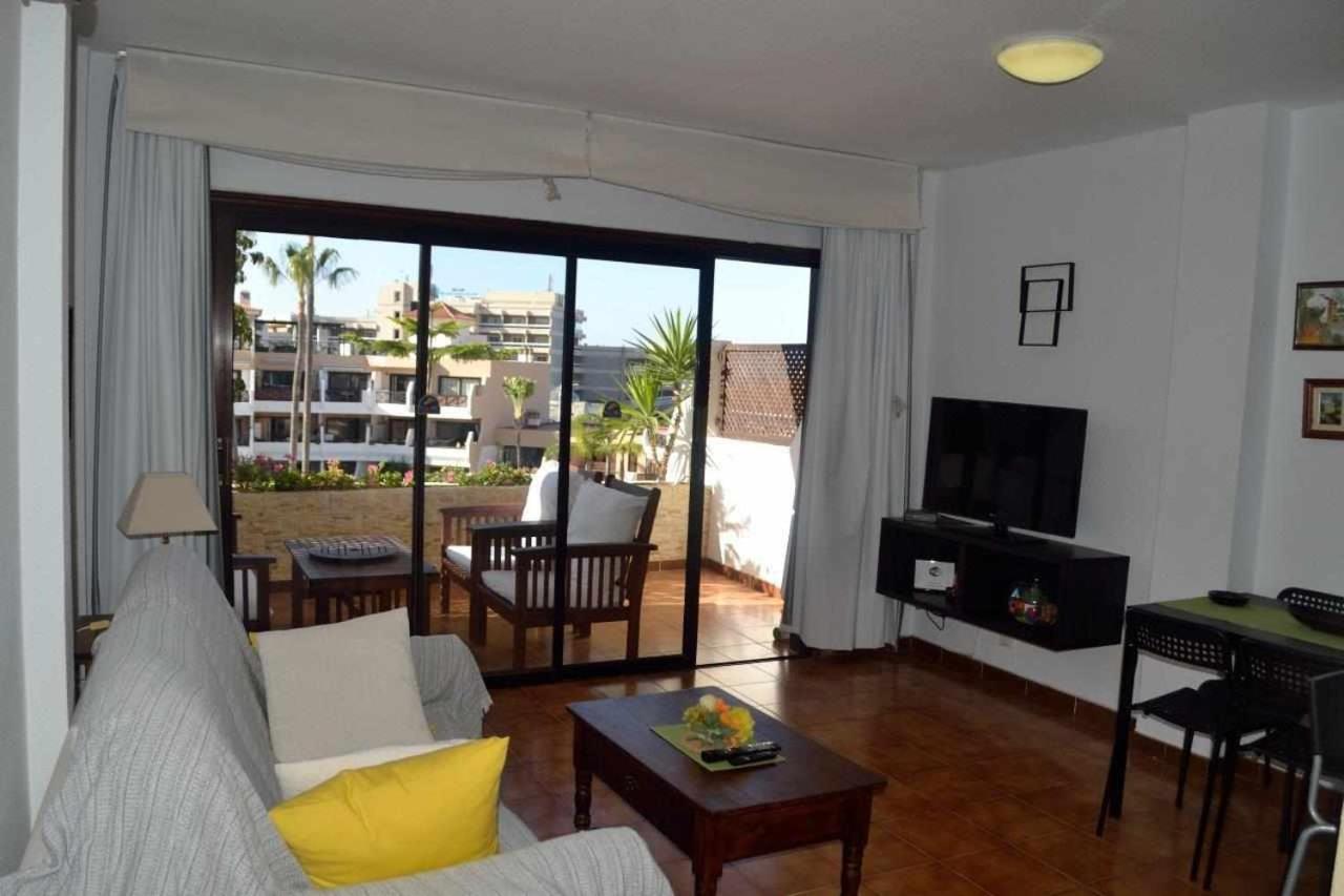 Apartamento con vista a la piscina
