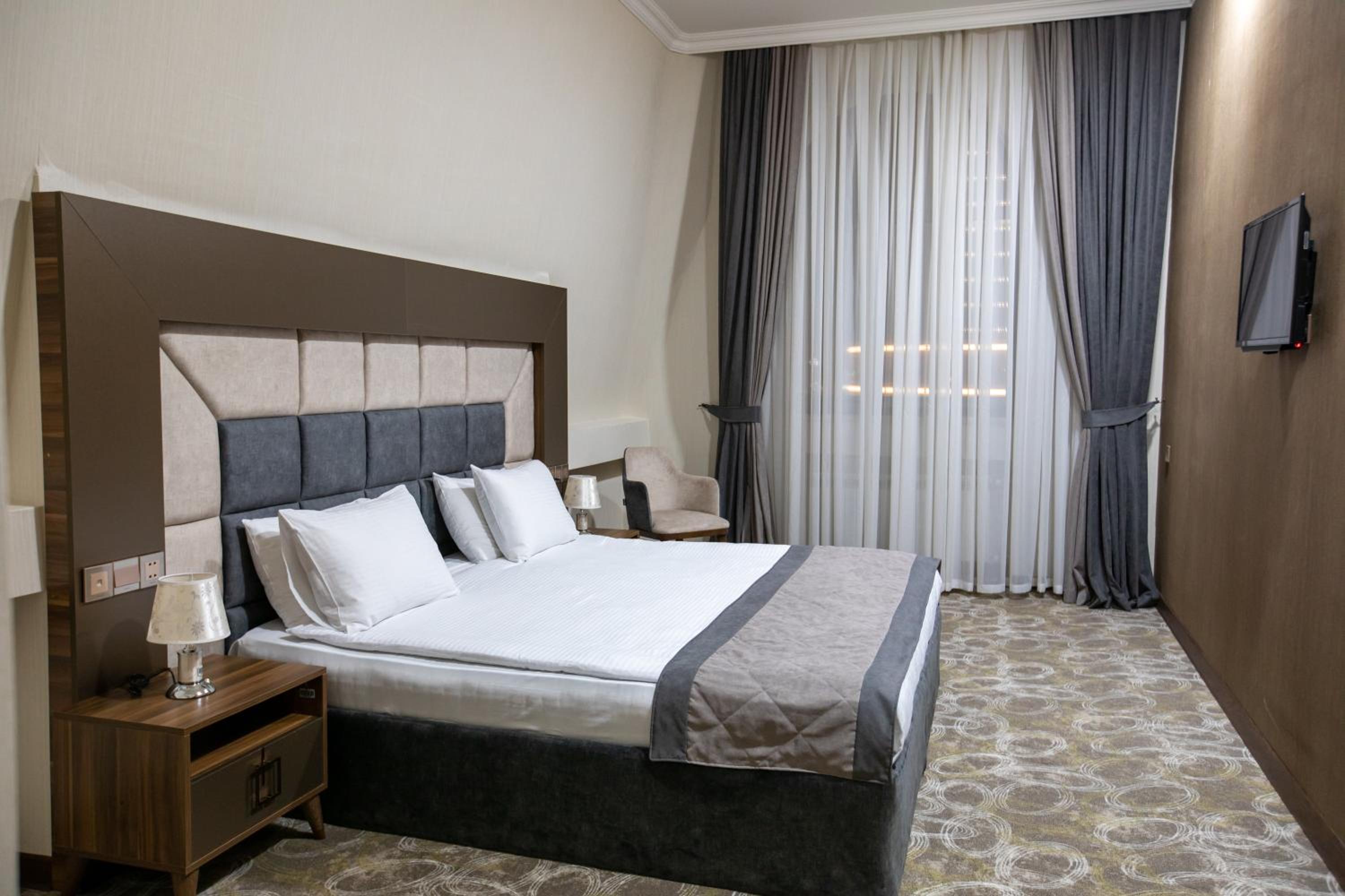 Deluxe Suite photo 1