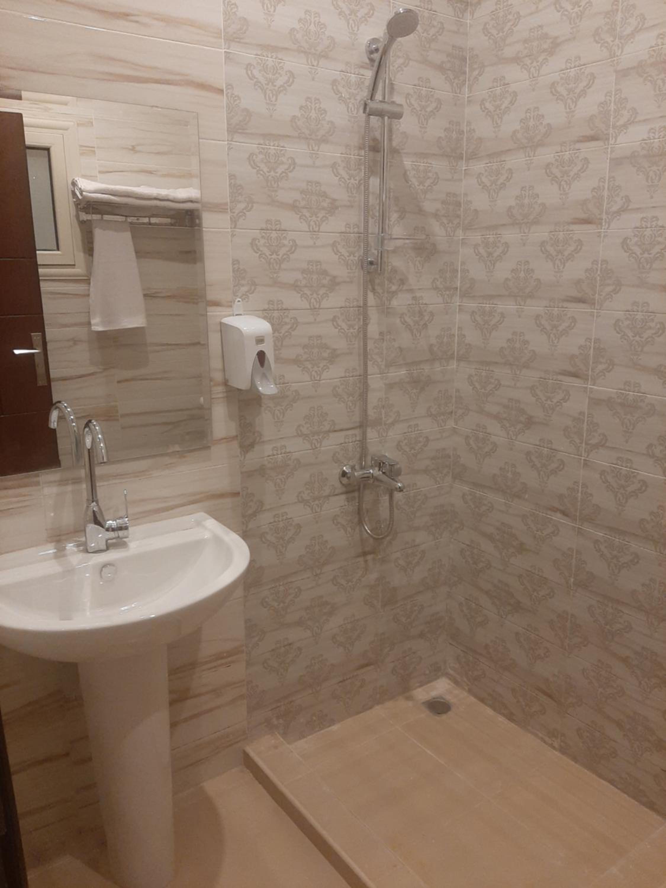 Budget Double Room photo 2