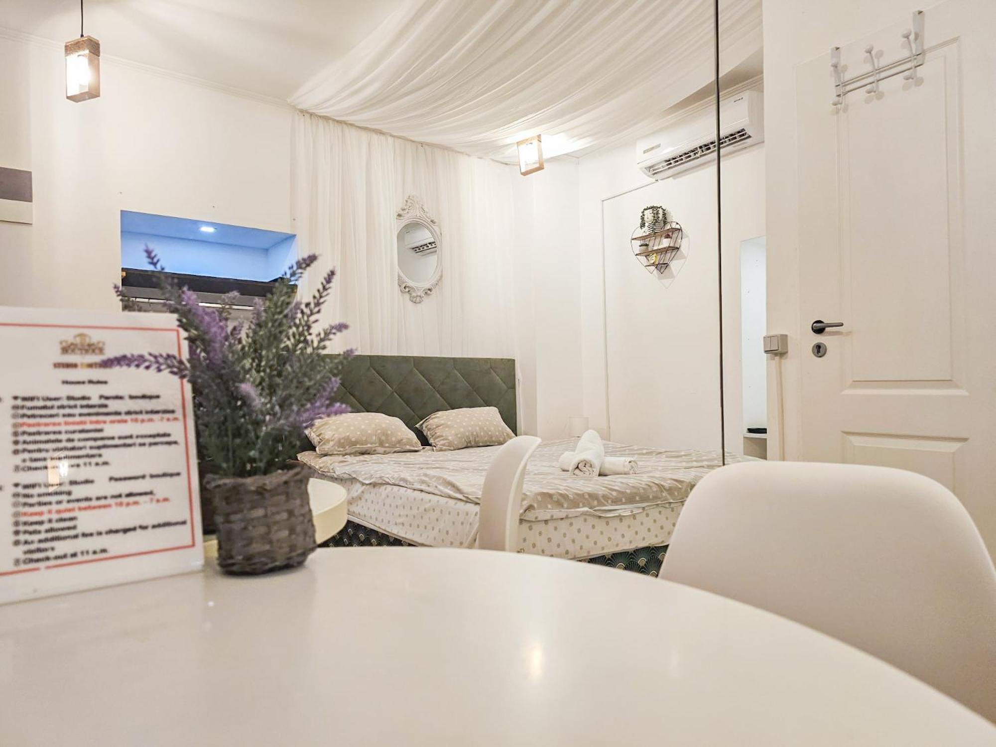 Apartment - Photo 1