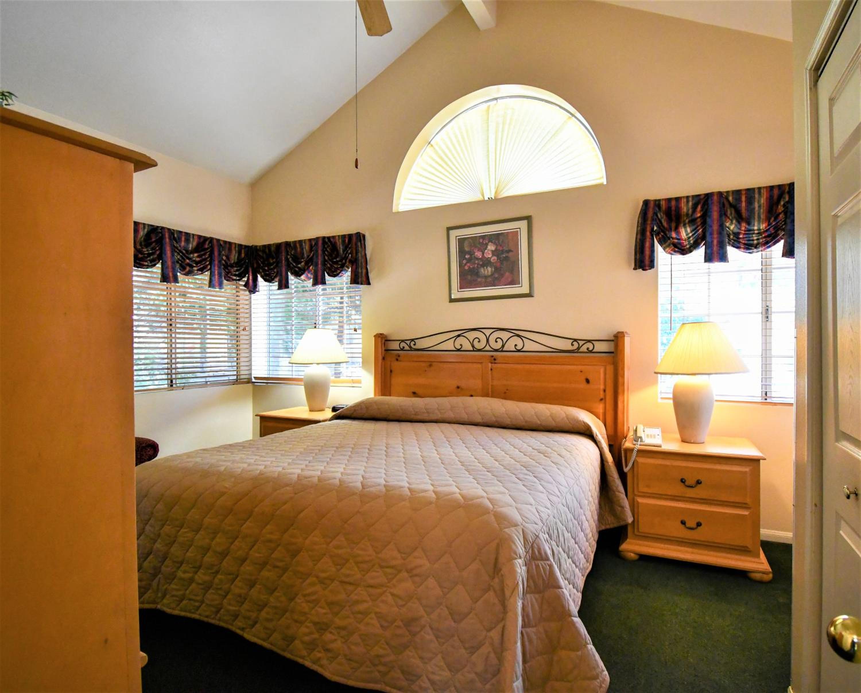 One-Bedroom Suite photo 1