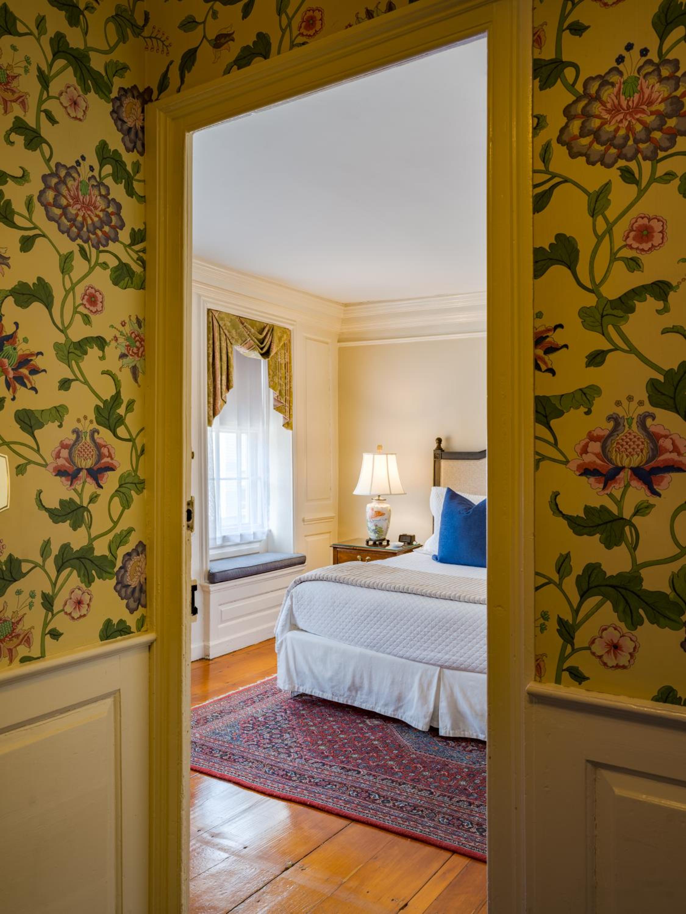 Deluxe King Room photo 3