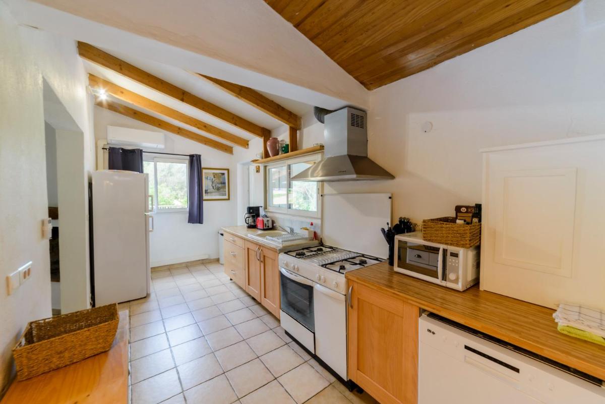 Three-Bedroom House photo 2