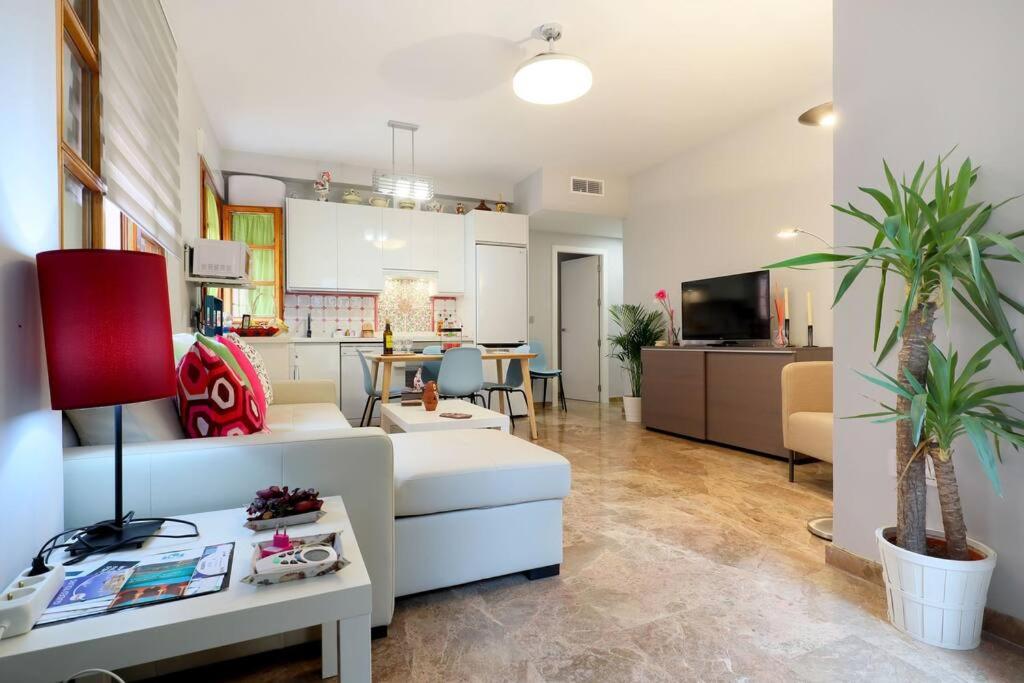Two-Bedroom Apartment - Photo 22