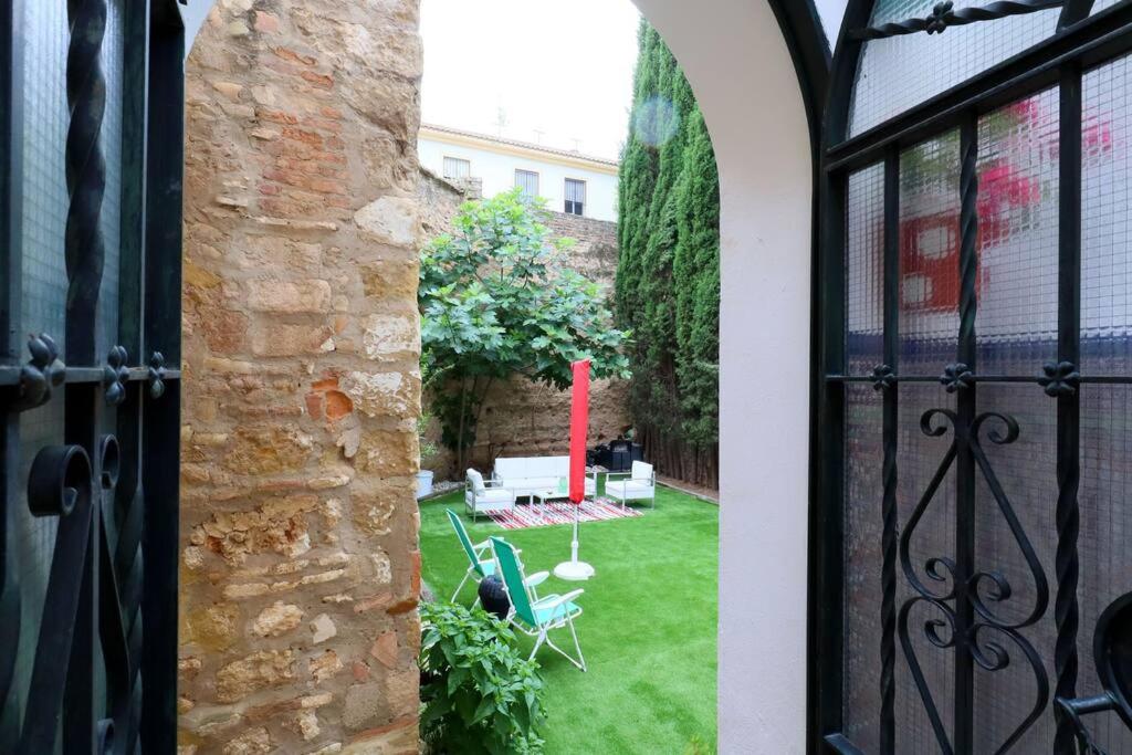 Two-Bedroom Apartment - Photo 16
