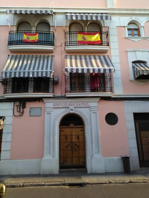Two-Bedroom Apartment - Photo 2