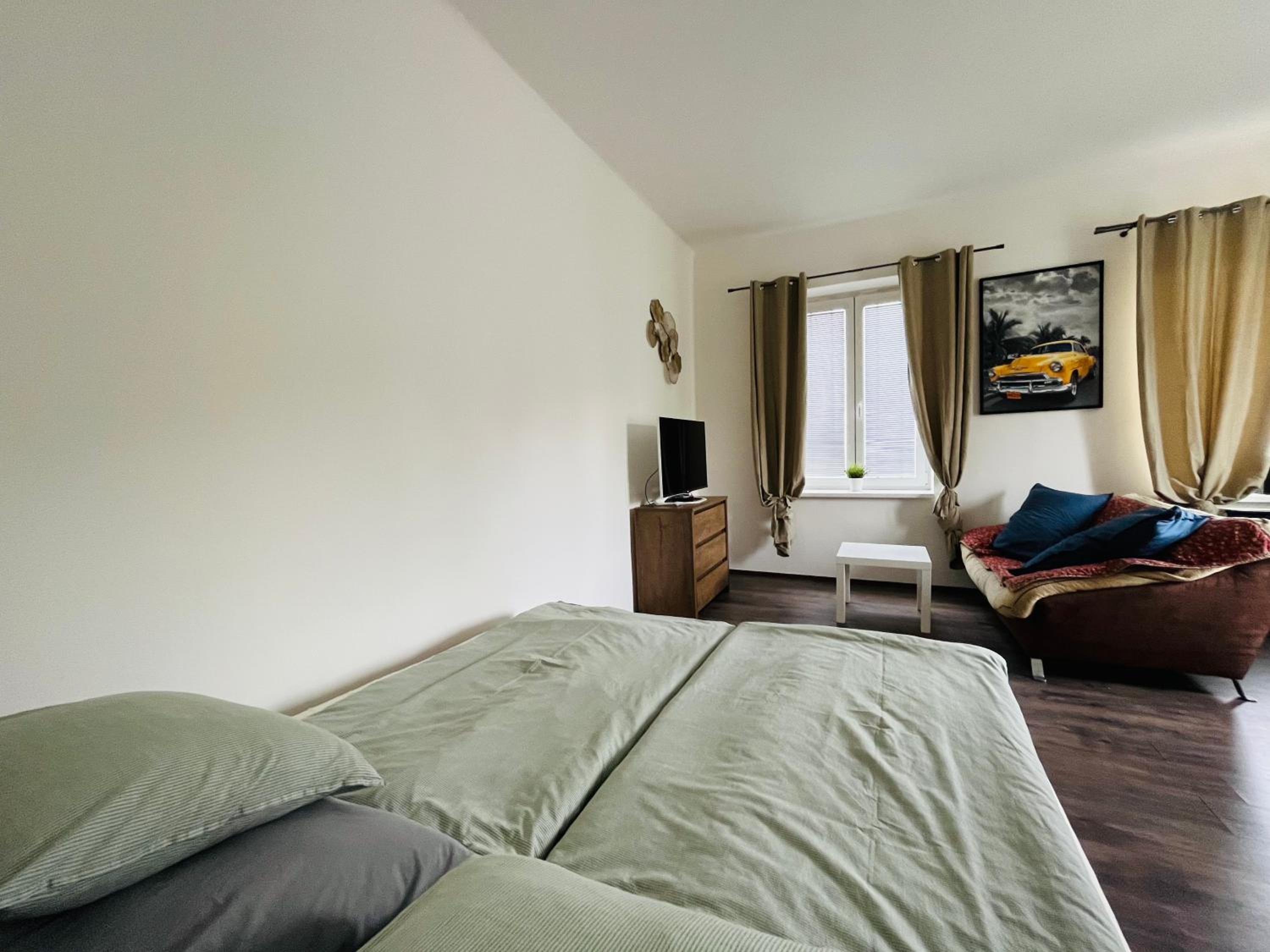 Classic Quadruple Room - Photo 7