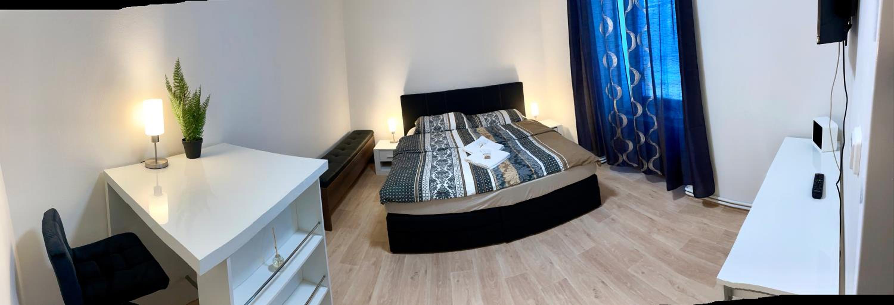Deluxe Double Room - Photo 29