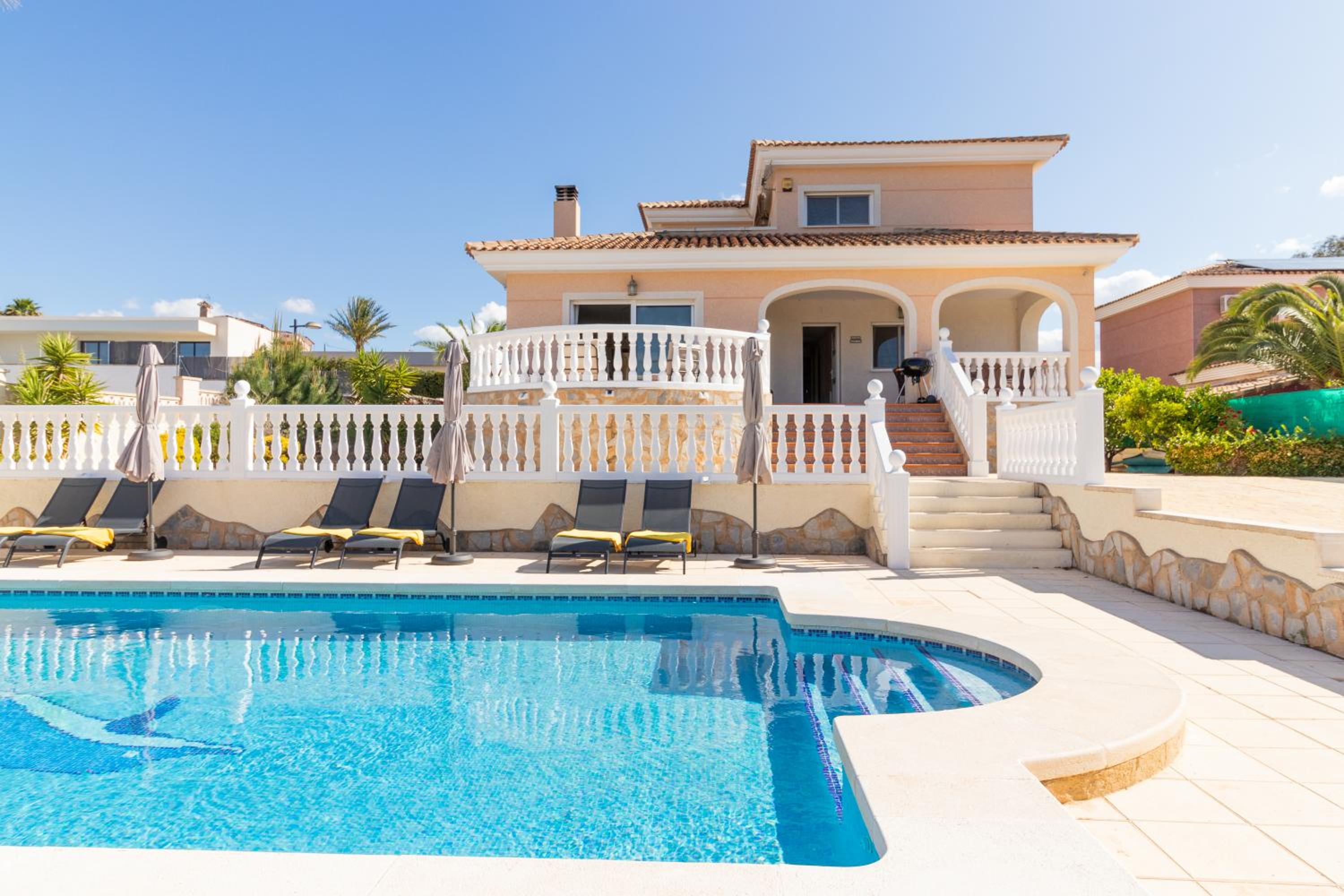 Deluxe Villa photo 2