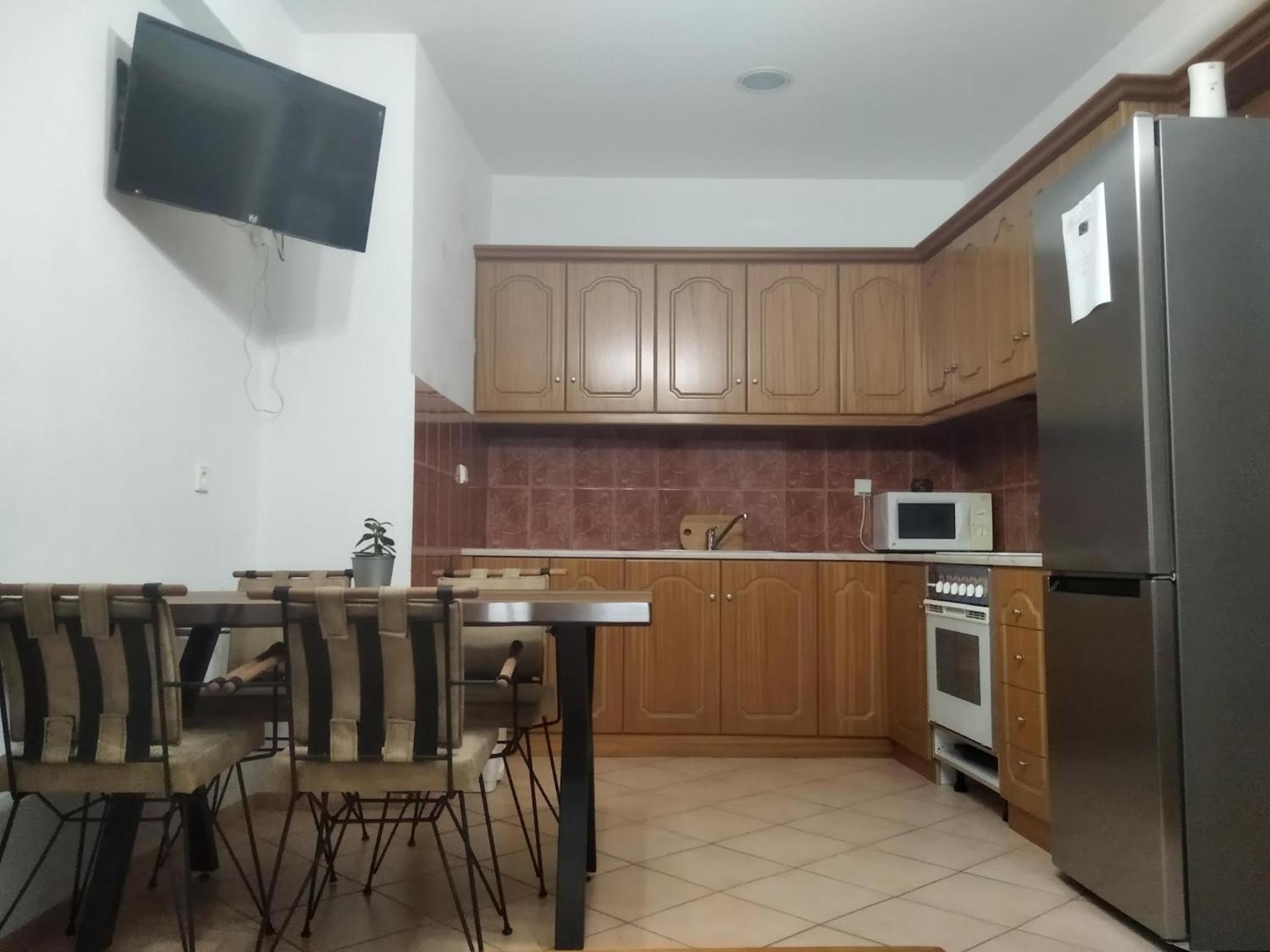 Two-Bedroom Apartment - Photo 19