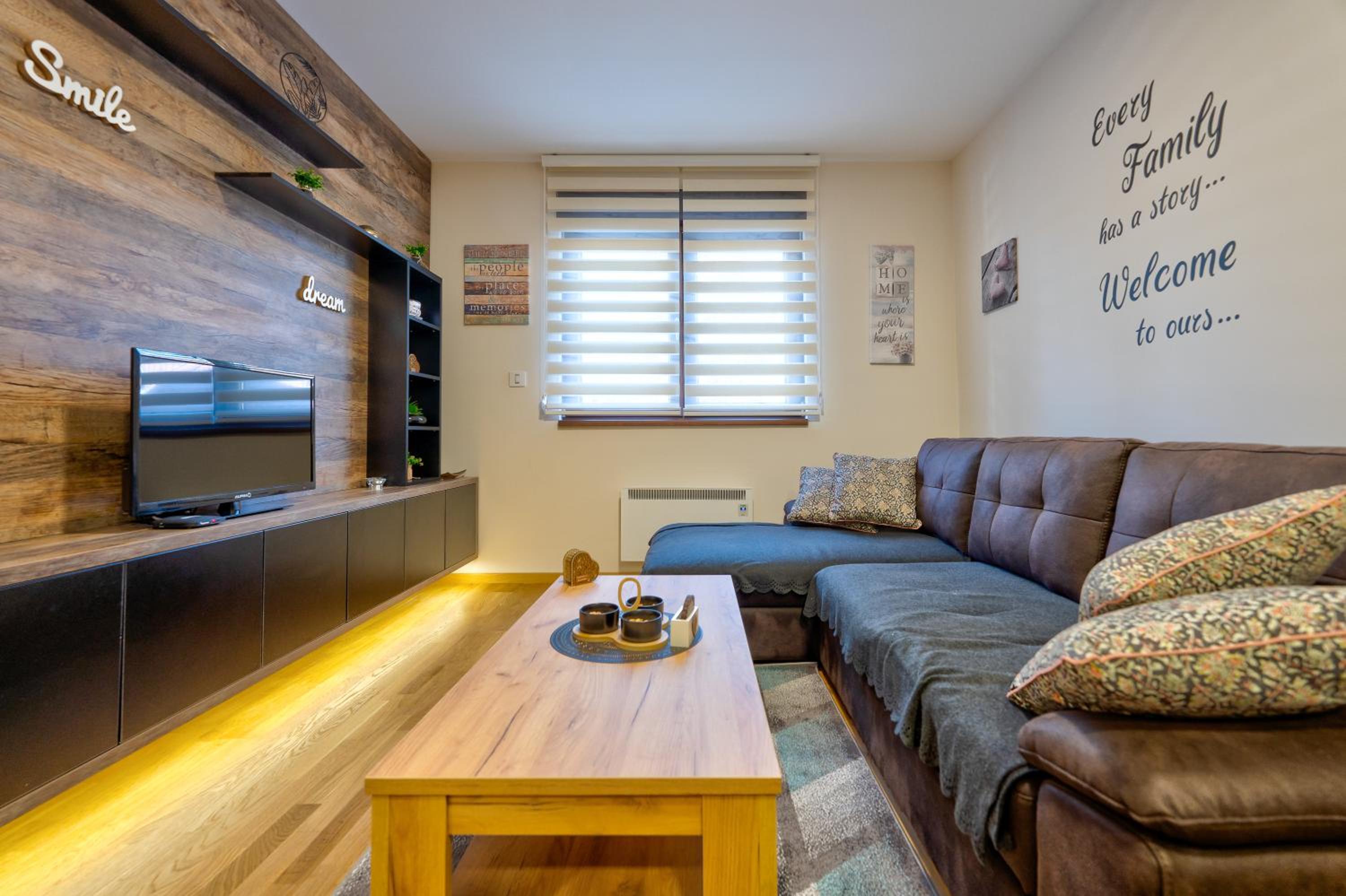 Apartment photo 3