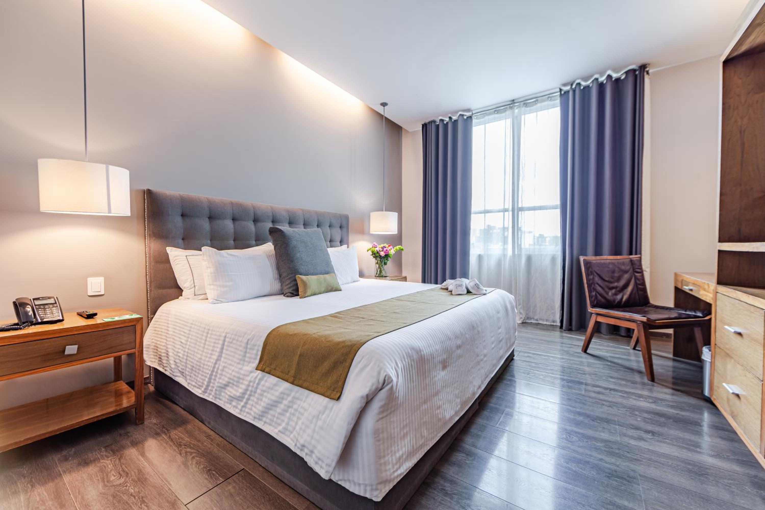 Superior Suite - Photo 4