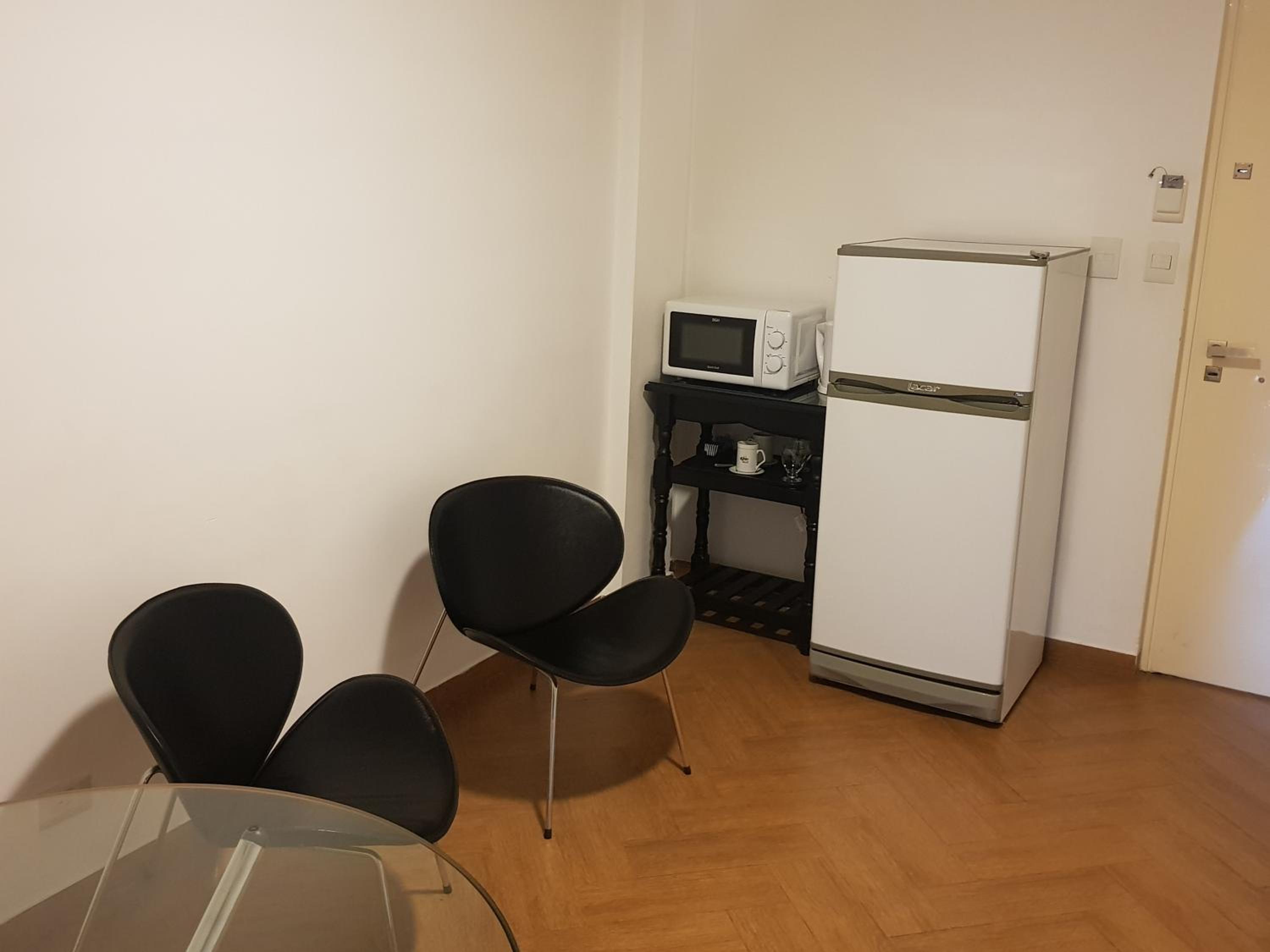 One-Bedroom Apartment photo 3