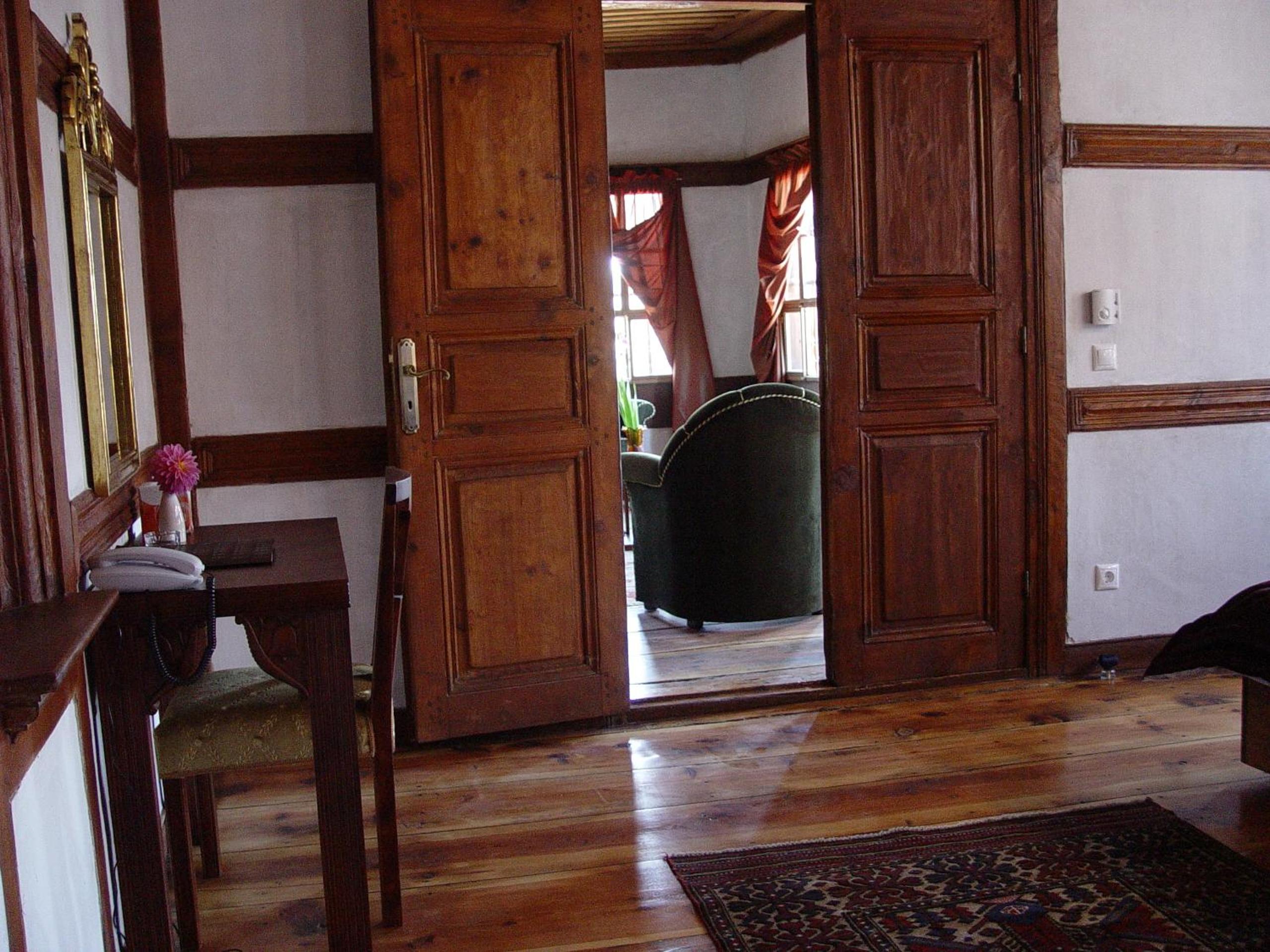 Superior Double or Twin Room - Photo 15