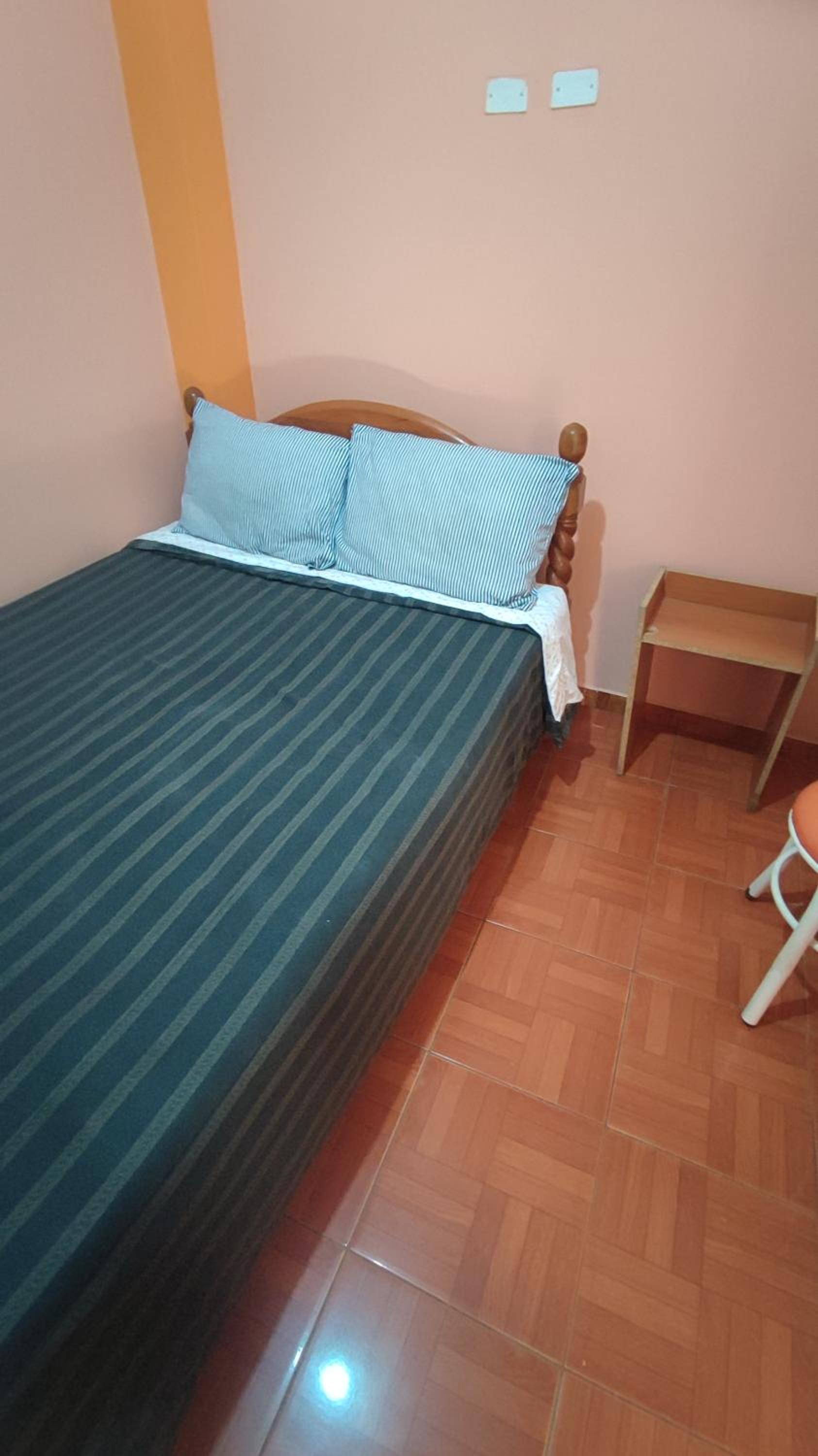 Standard Single Room with Shared Bathroom photo 1