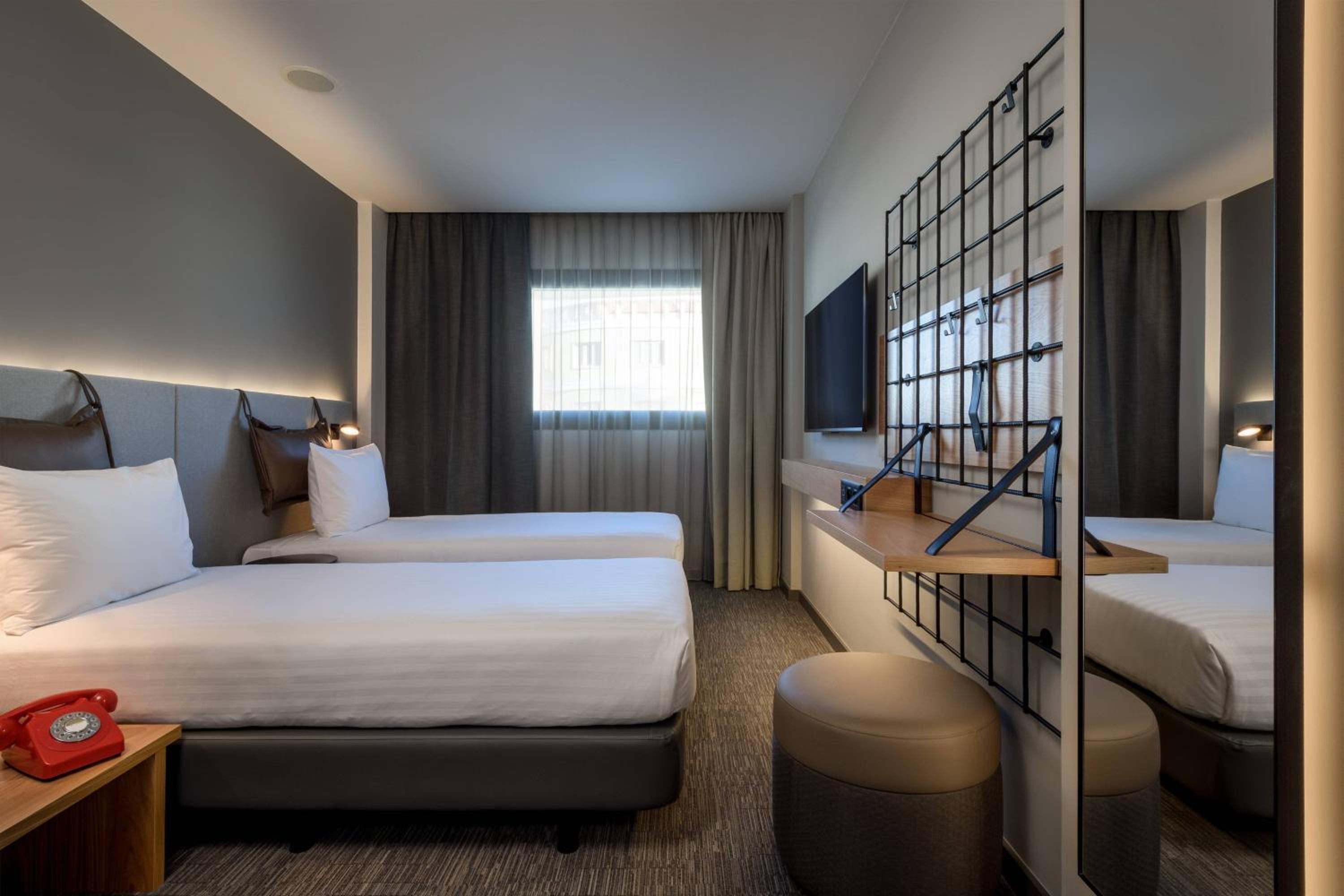 Moxy Sleeper Twin Room photo 2