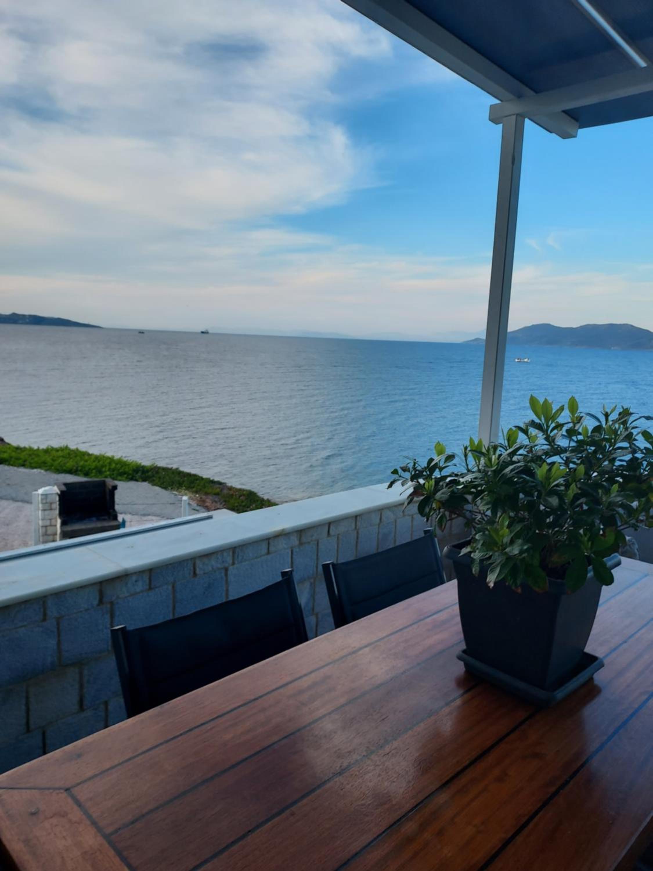 Villa photo 3