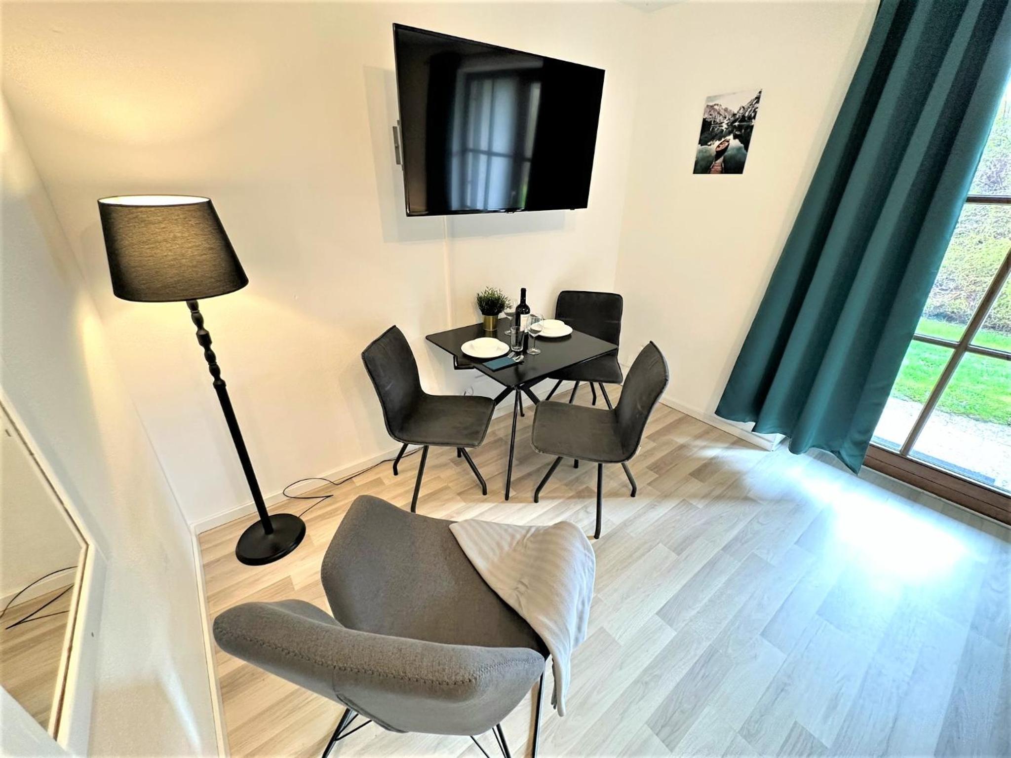 One-Bedroom Apartment photo 2