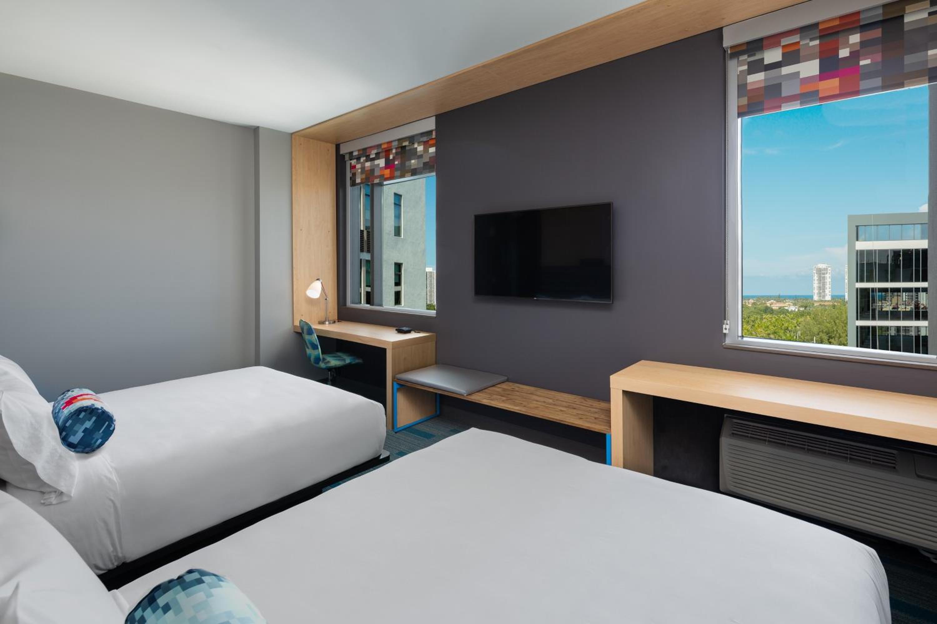 Aloft, Guest room, 2 Queen photo 3