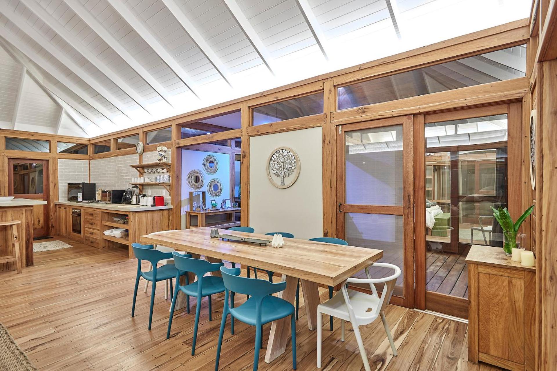 Villa photo 2