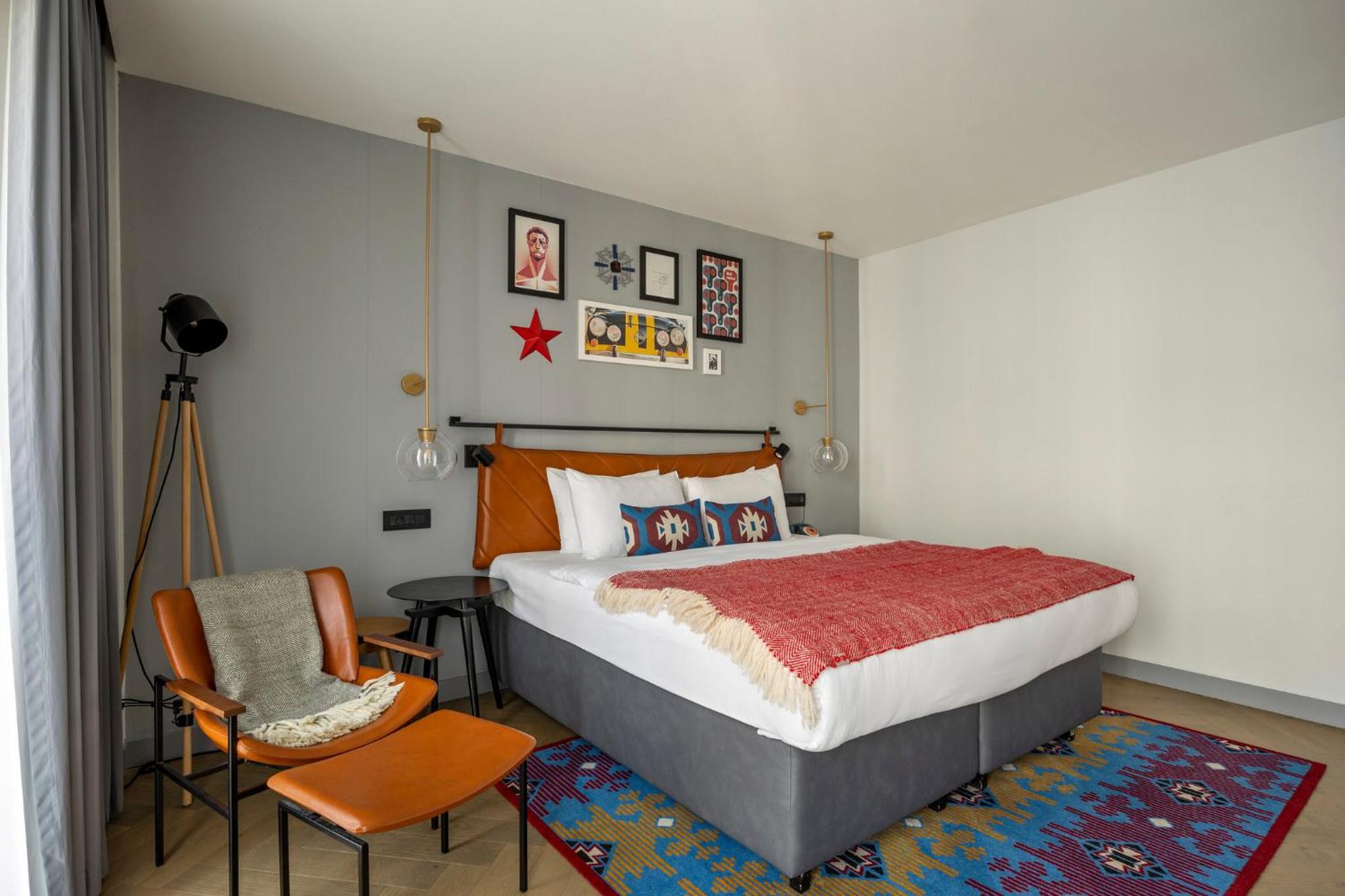 Premium Room - Photo 9