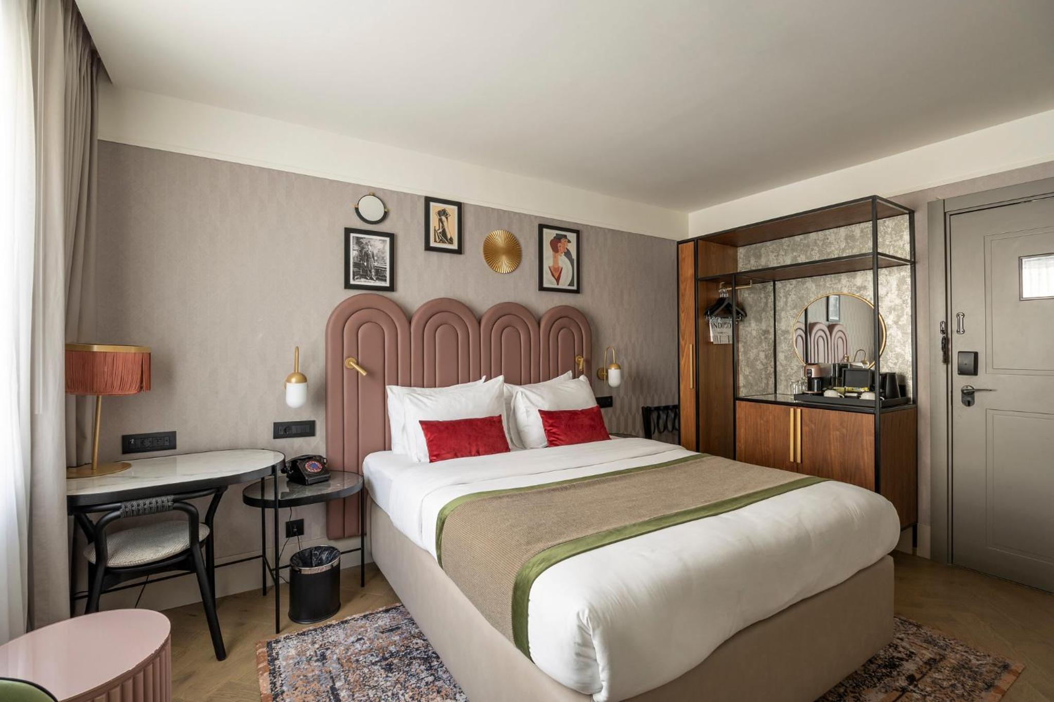 Standard Queen Room - Photo 1