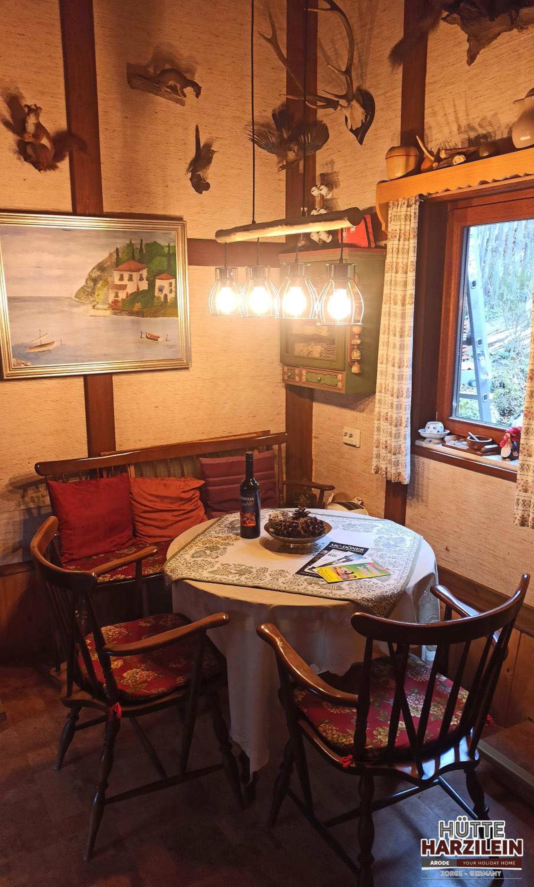 One-Bedroom House - Photo 13
