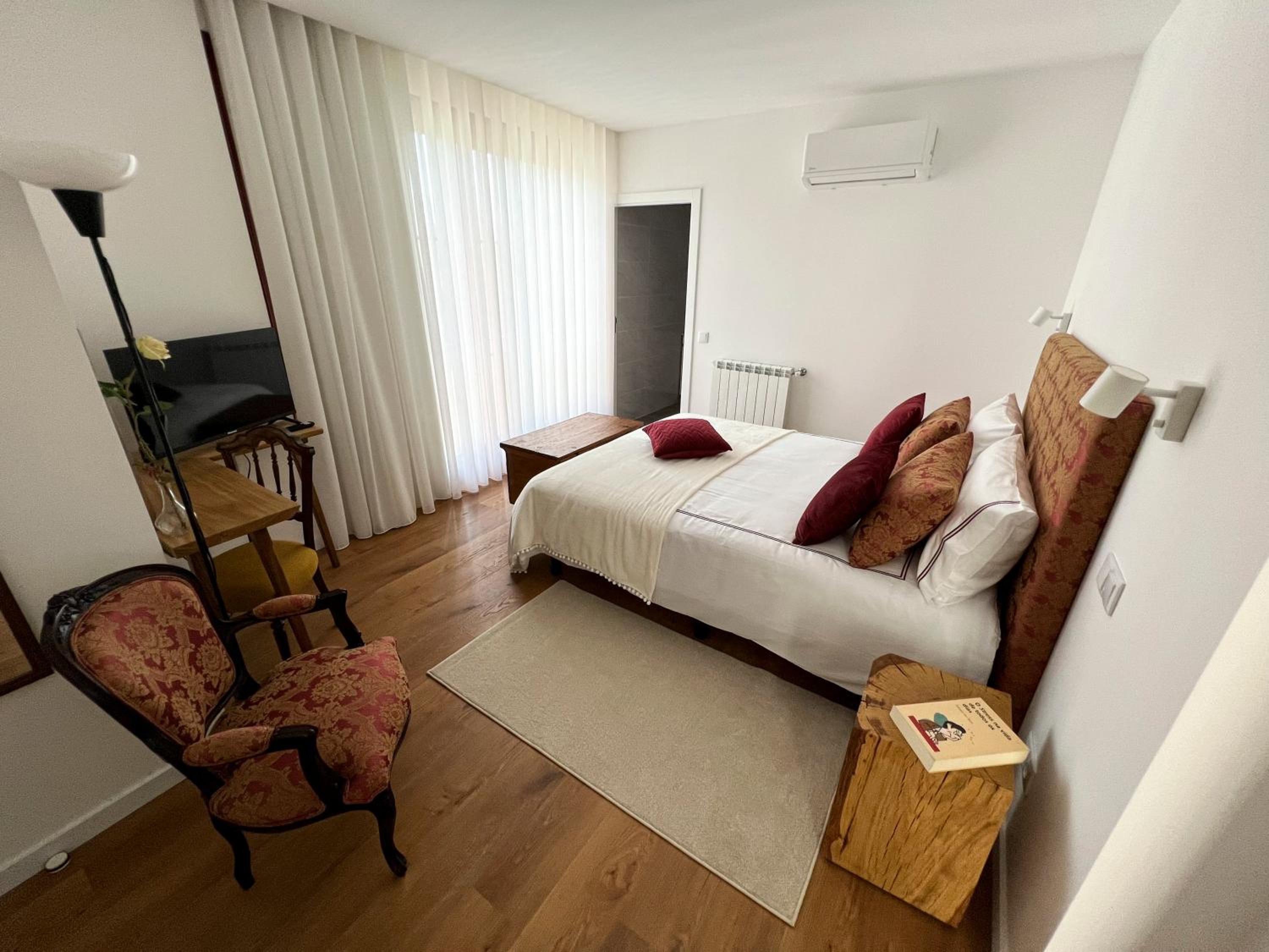 Double Room with Pool View photo 1