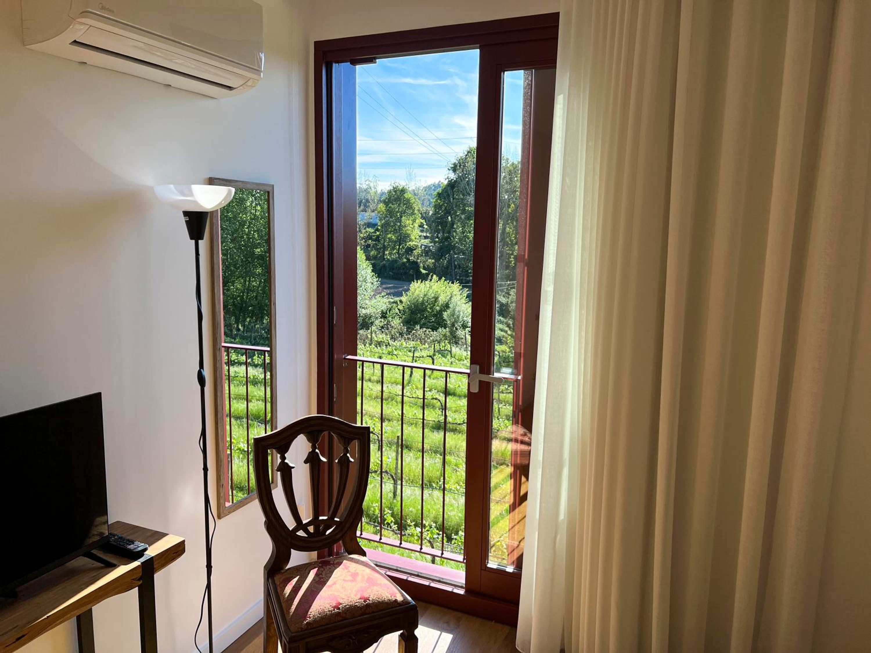 Double Room with Garden View - Photo 12