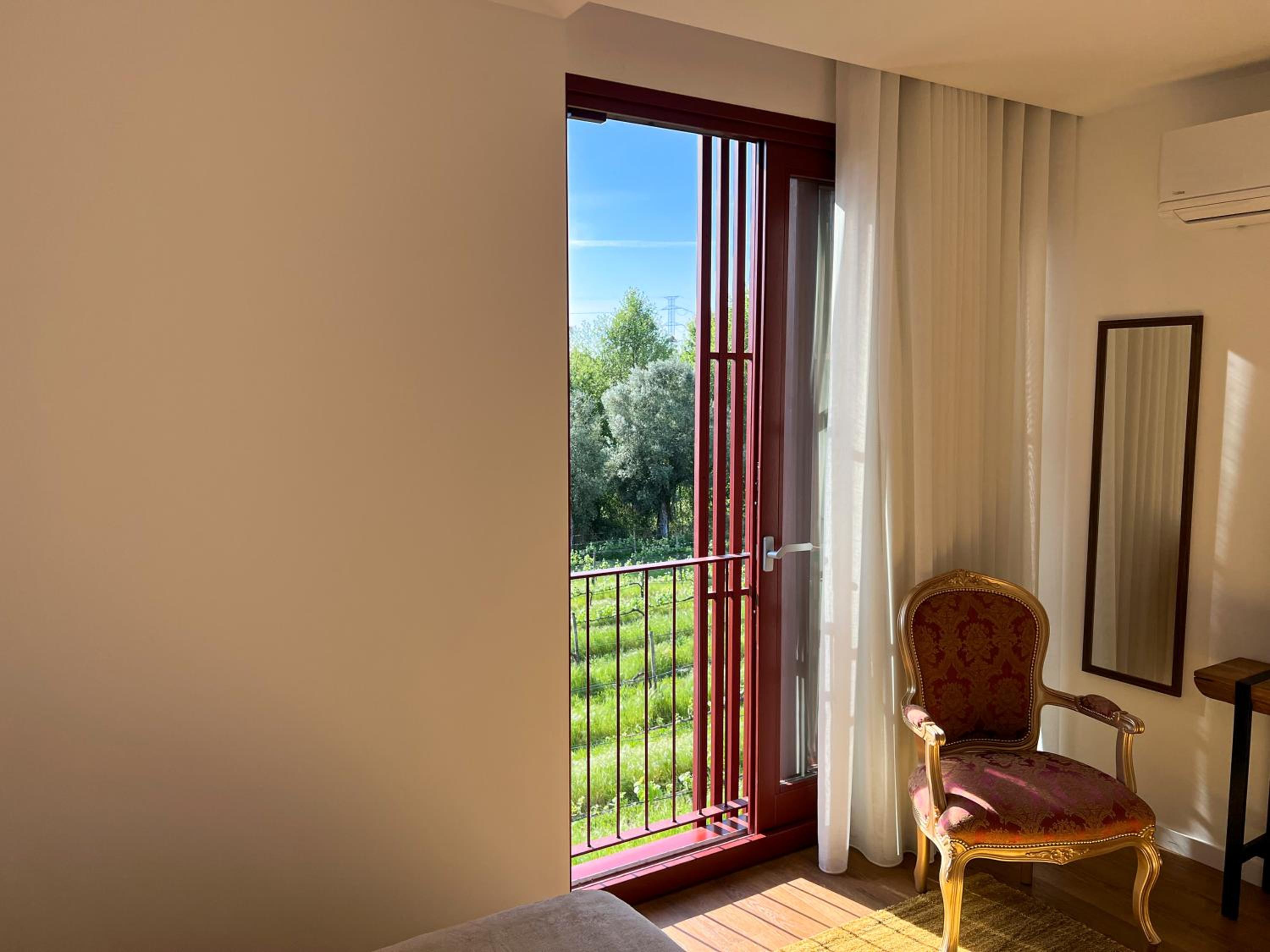 Double Room with Garden View - Photo 14