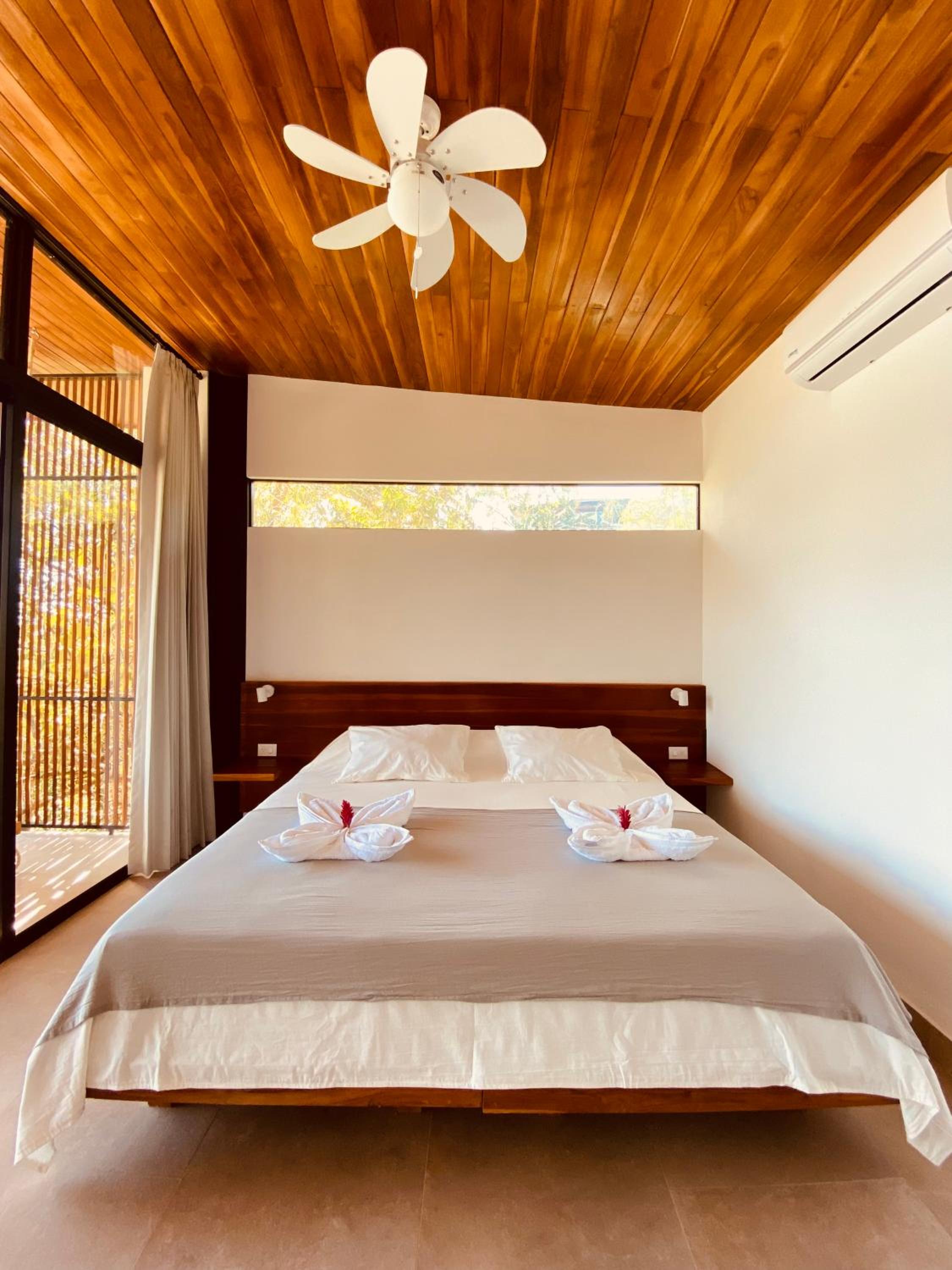 Suite with Balcony photo 1