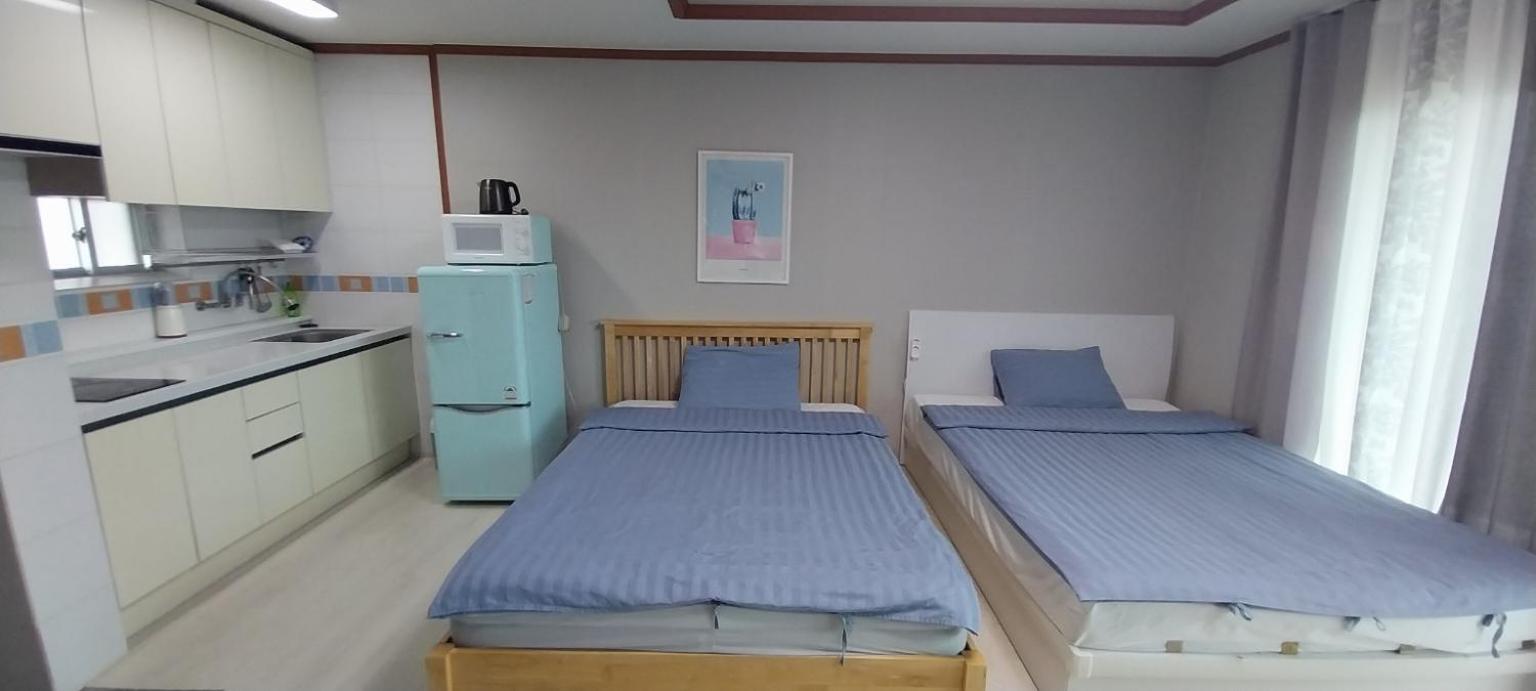 One-Bedroom House - Photo 1