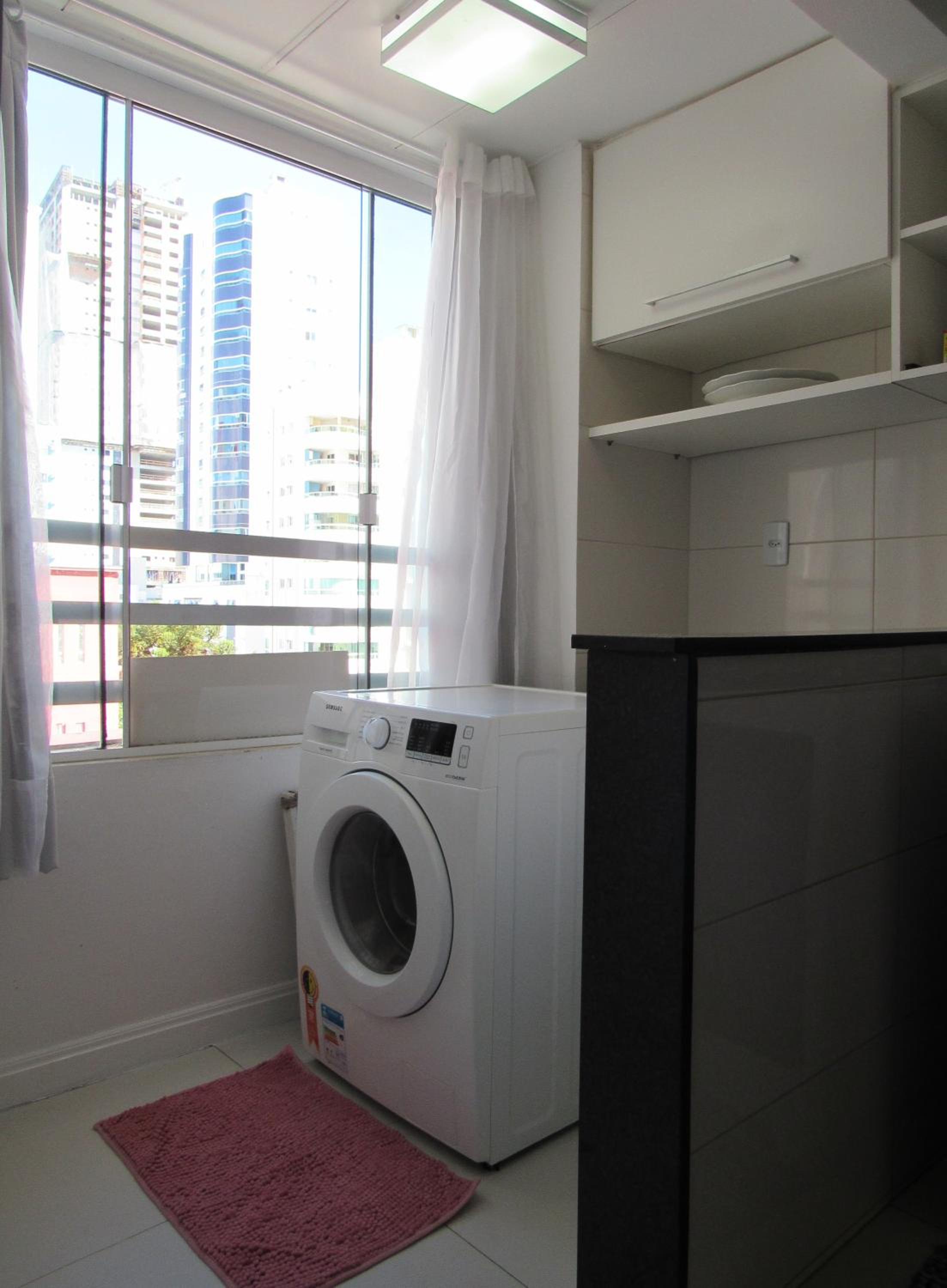 Two-Bedroom Apartment - Photo 3