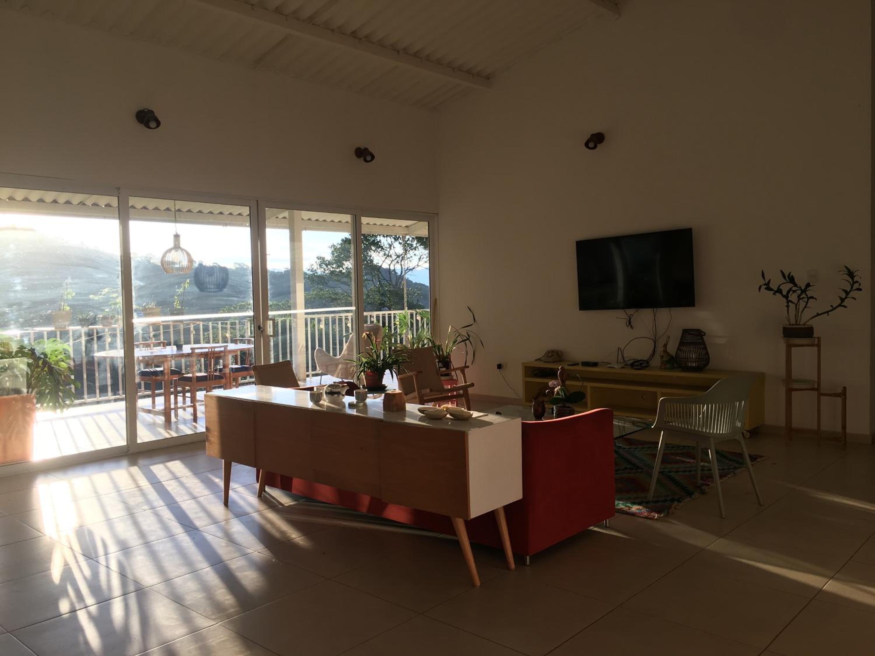 Three-Bedroom Villa photo 3