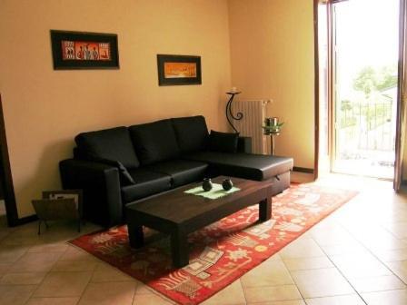Three-Bedroom Apartment photo 2
