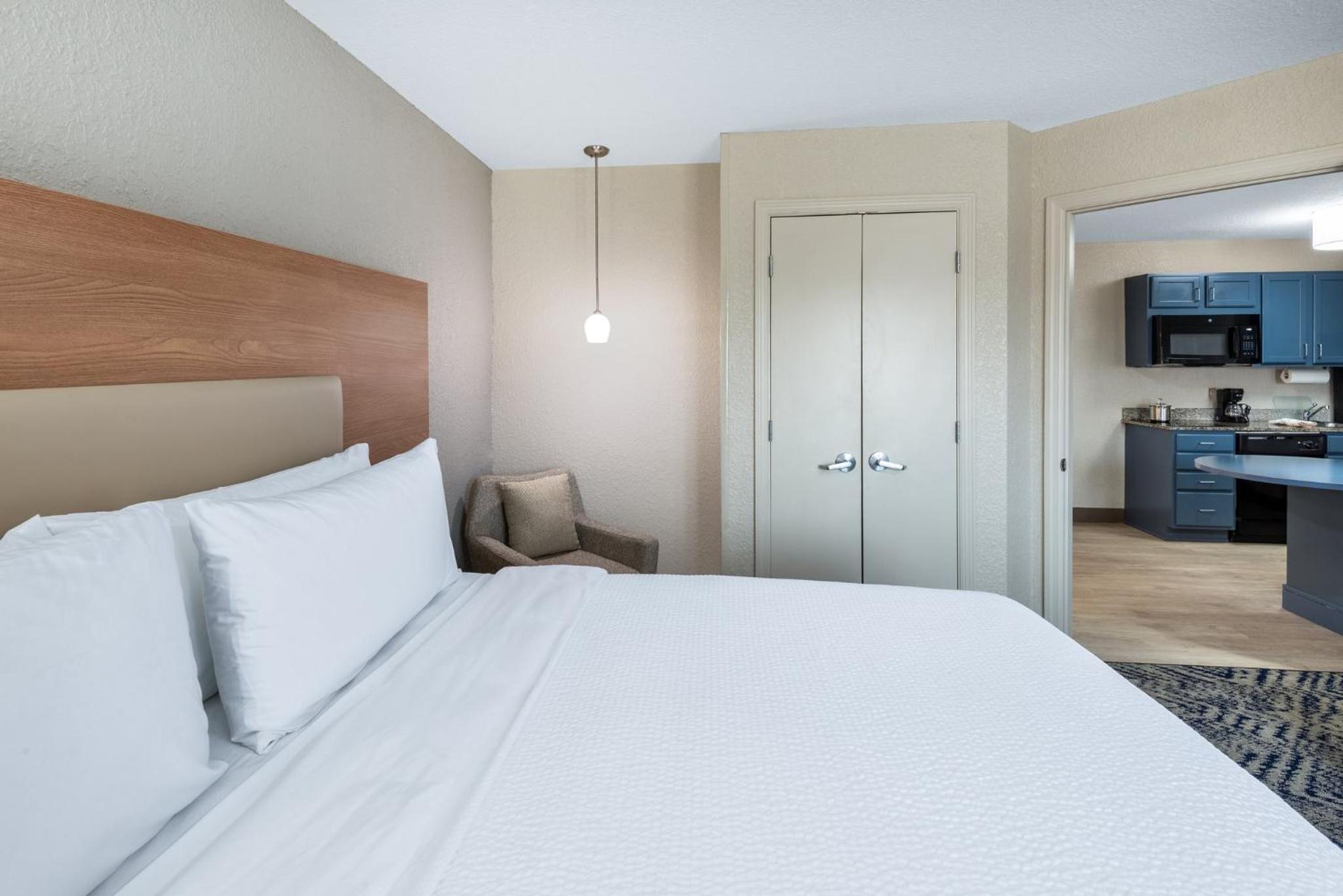One-Bedroom King Suite - Photo 1